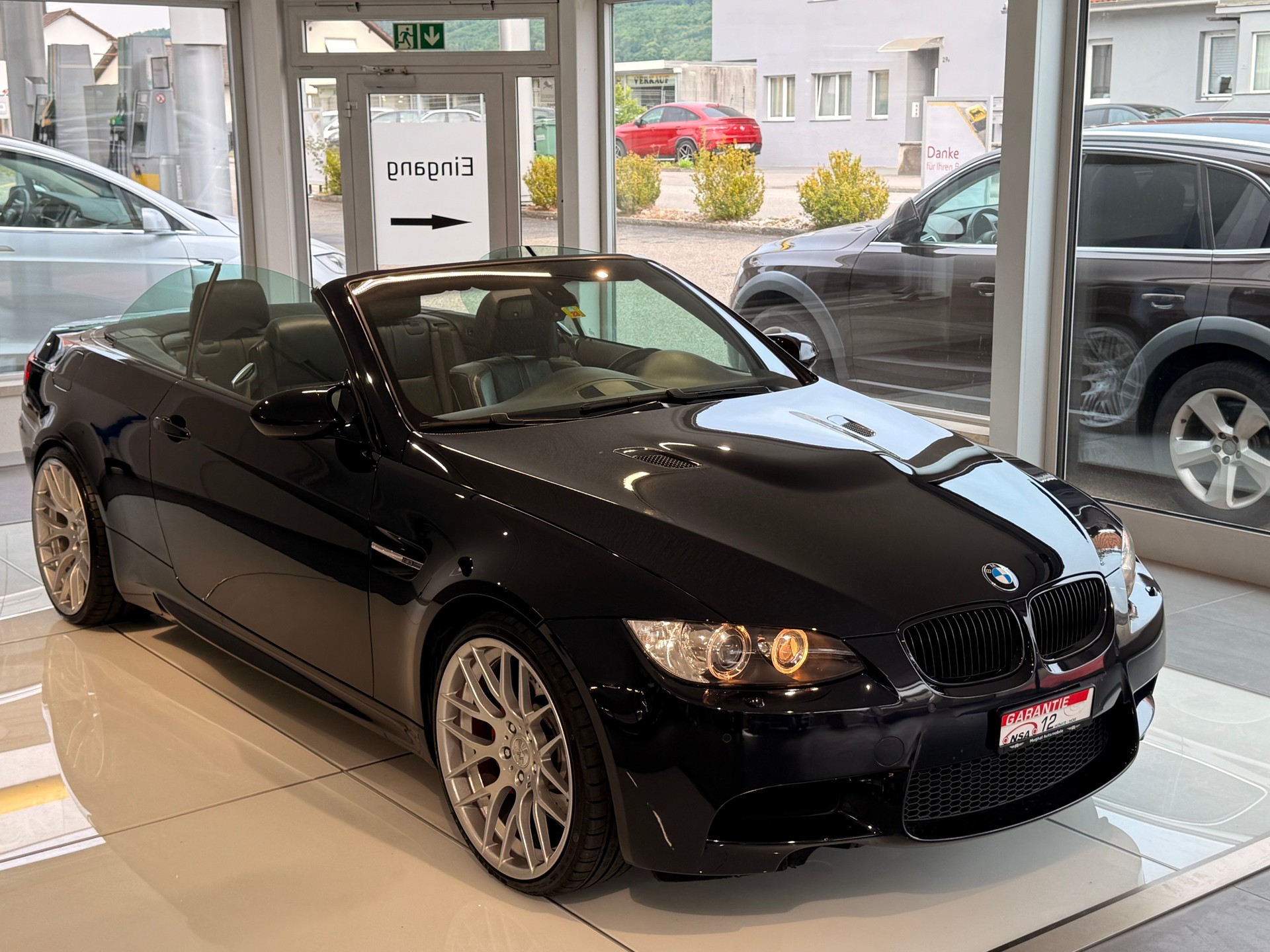 BMW M3 Cabriolet-image-5