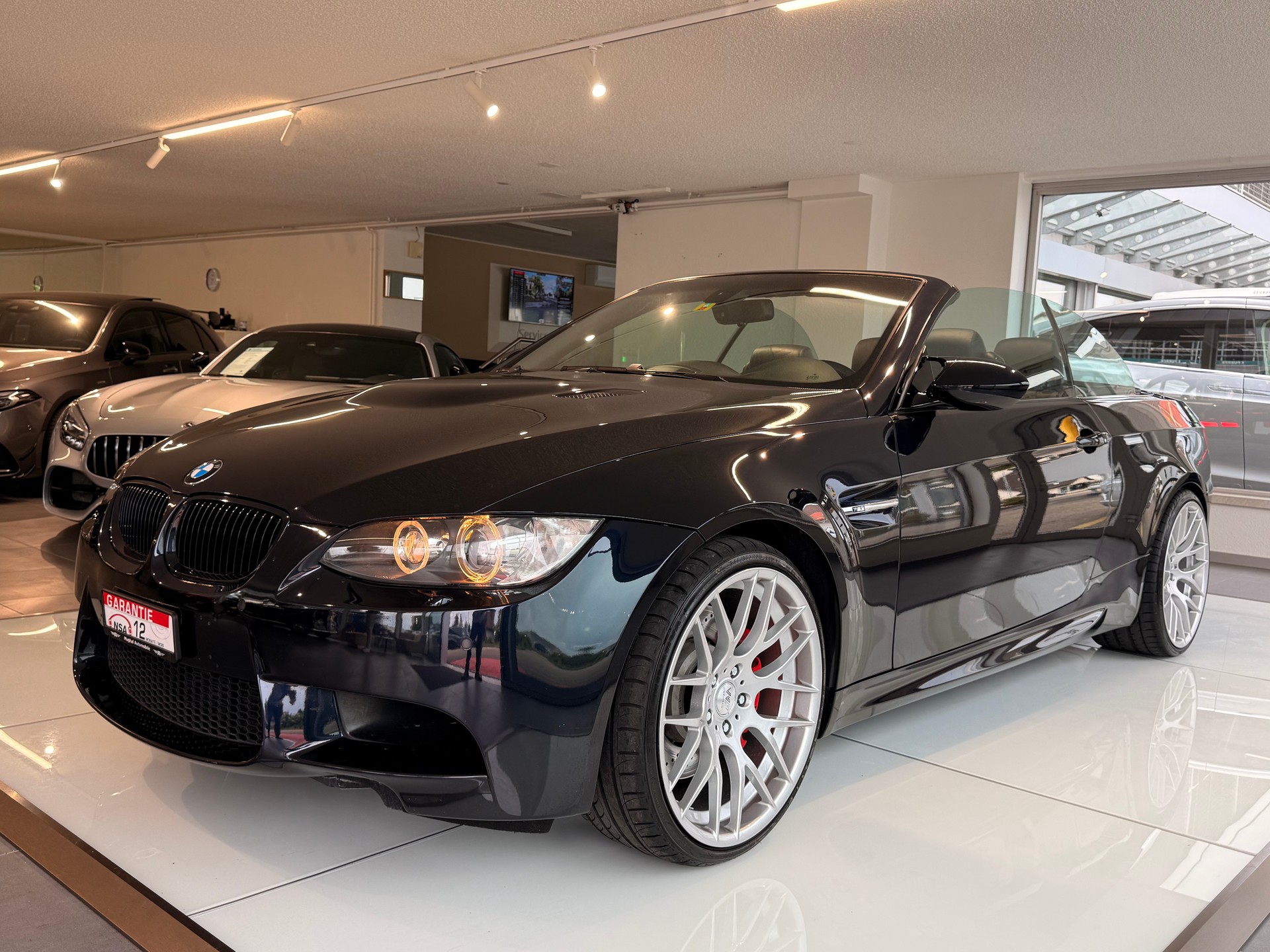 BMW M3 Cabriolet-image-2
