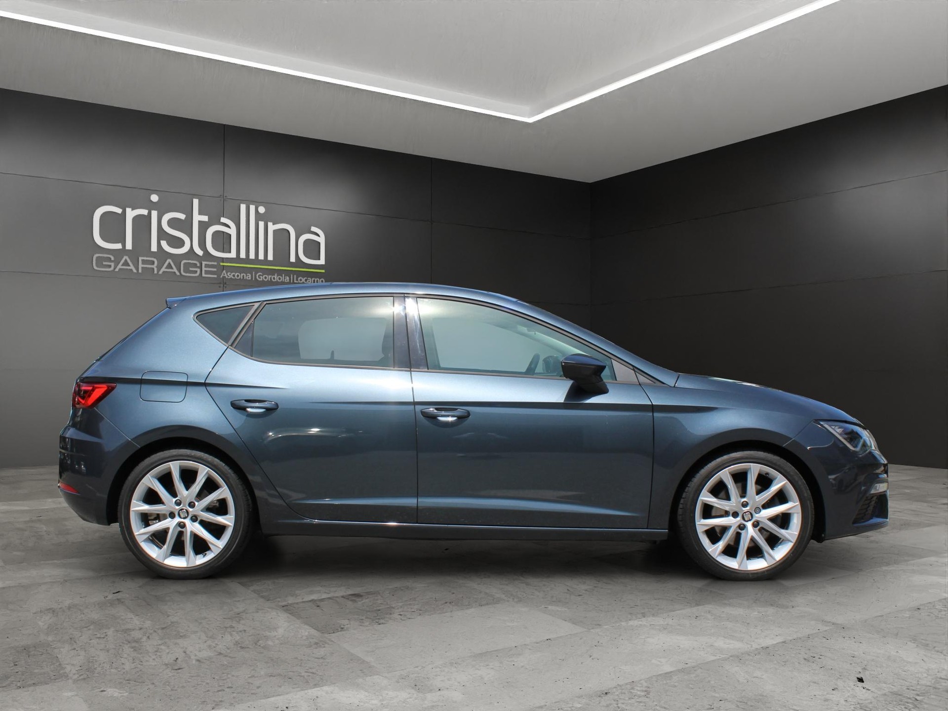 SEAT Leon 2.0 TSI FR DSG-image-4