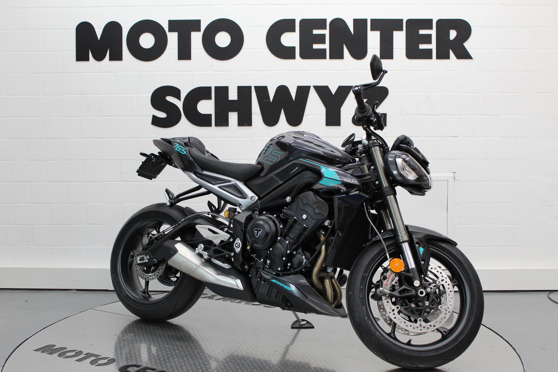 TRIUMPH Street Triple 765 RS-showroom-element-1