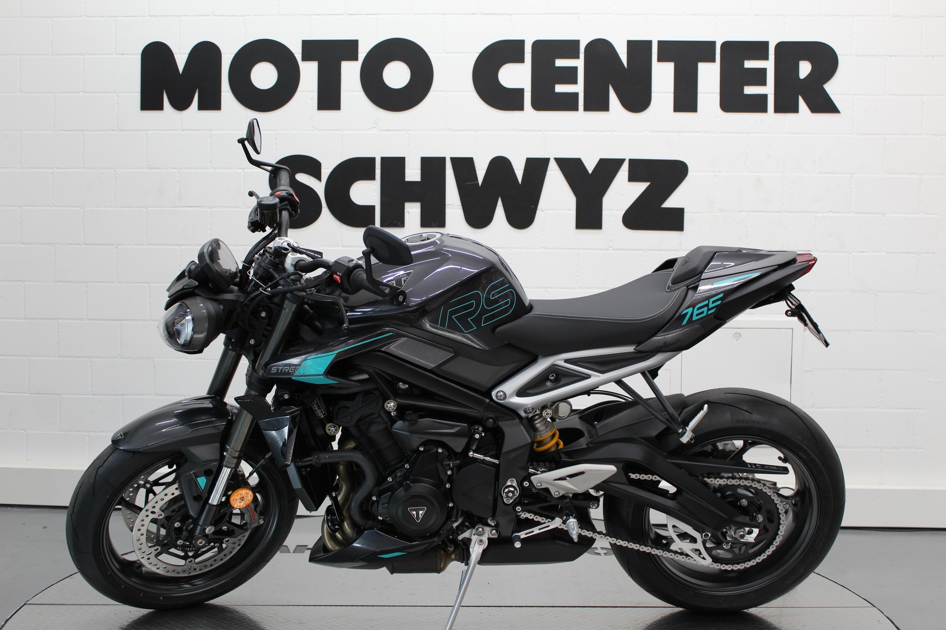 TRIUMPH Street Triple 765 RS-image-4