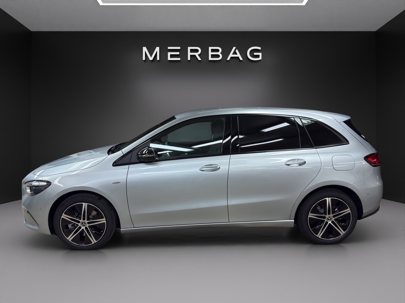 MERCEDES-BENZ B 250 e 8G-DCT "EQ Star"-image-1