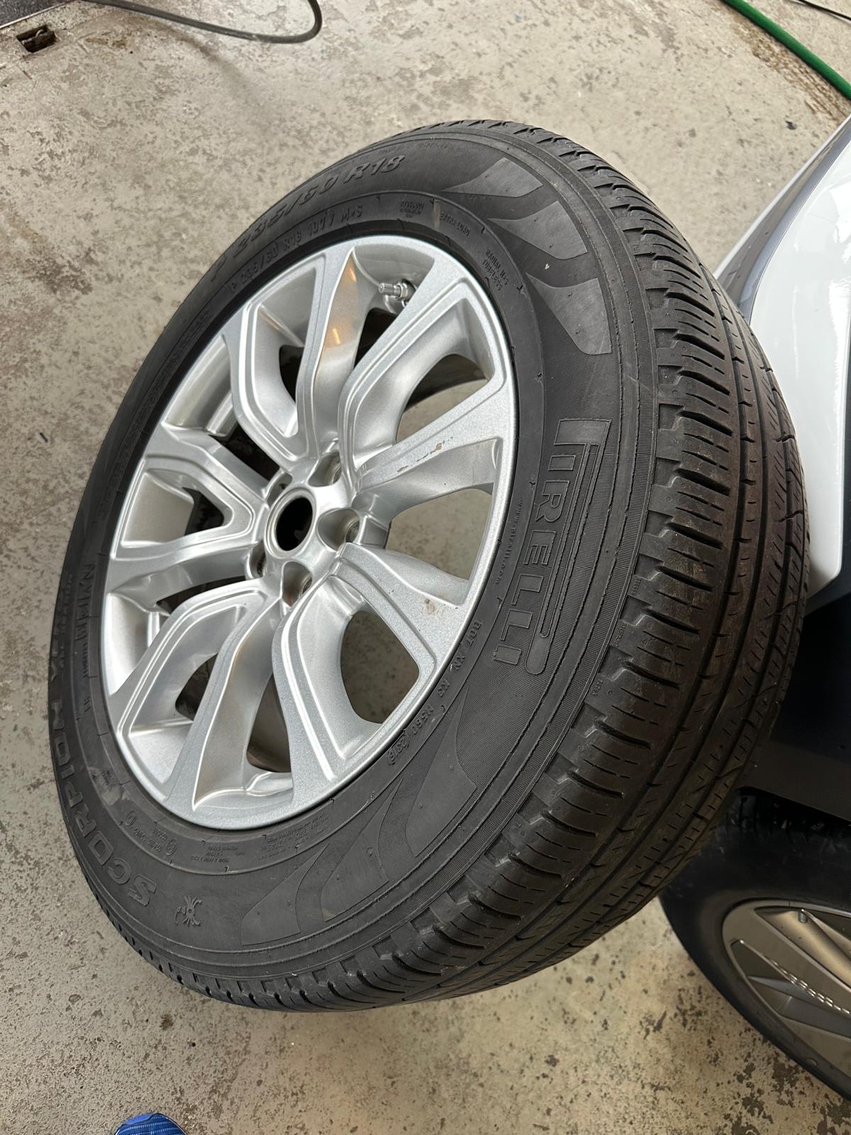LAND ROVER Range Rover Evoque 2.0 TD4 SE Dynamic AT9-image-16