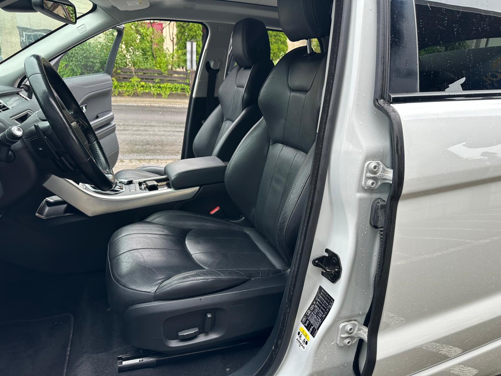LAND ROVER Range Rover Evoque 2.0 TD4 SE Dynamic AT9-image-10