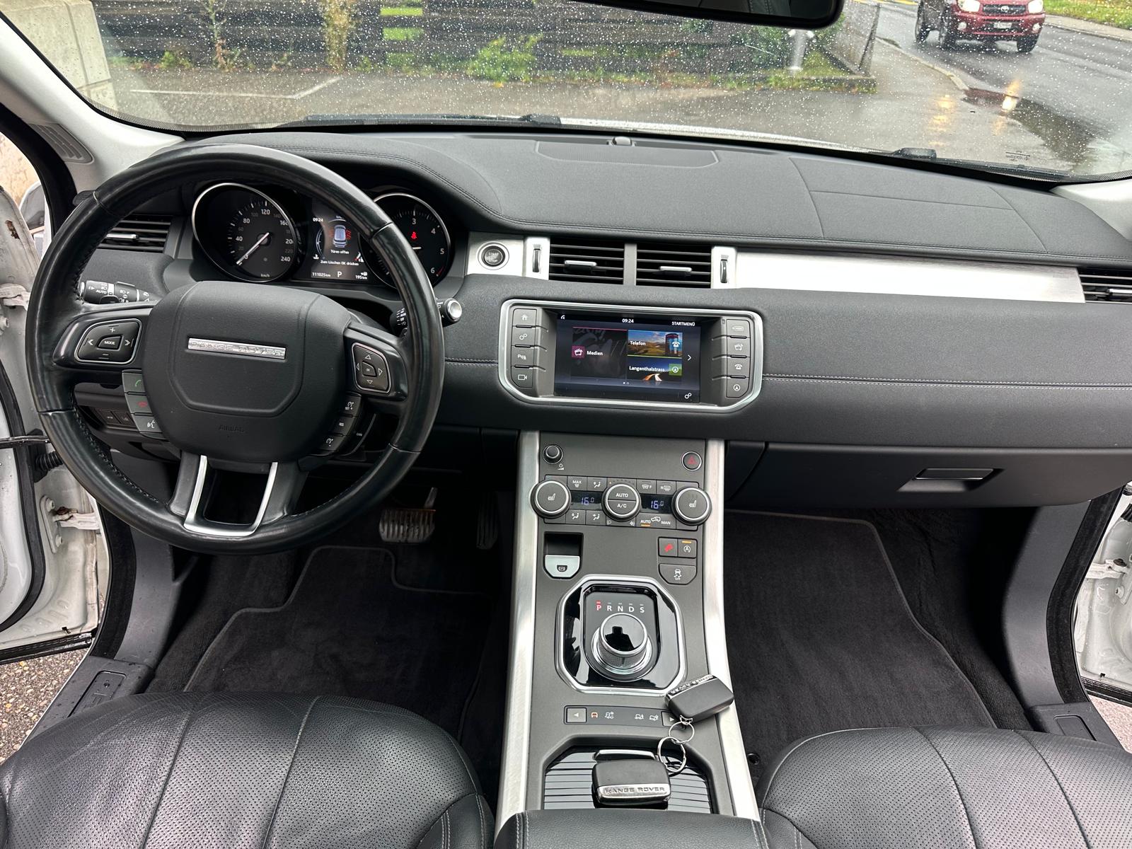 LAND ROVER Range Rover Evoque 2.0 TD4 SE Dynamic AT9-image-8