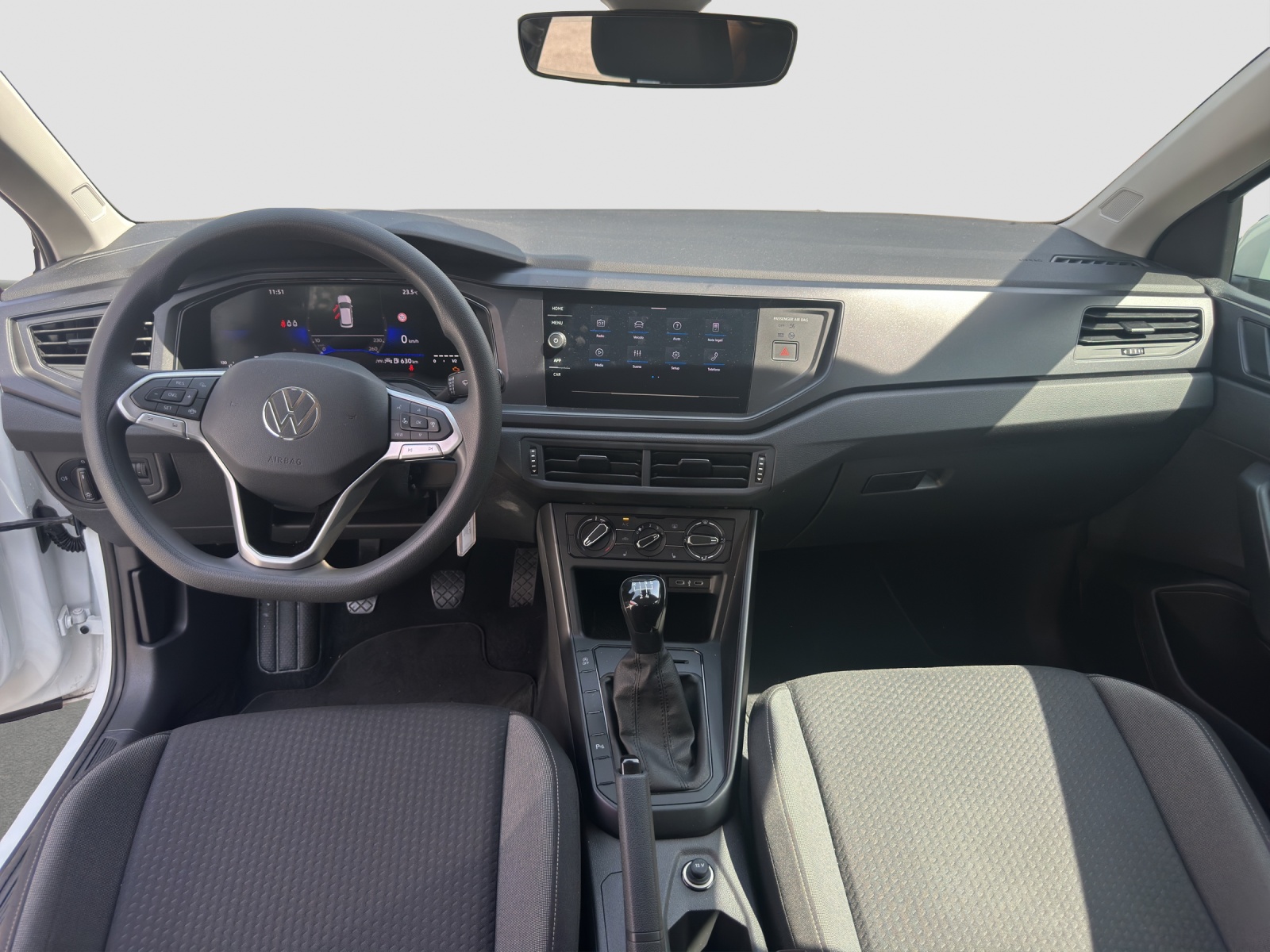 VW Polo 1.0 TSI Basis-image-8