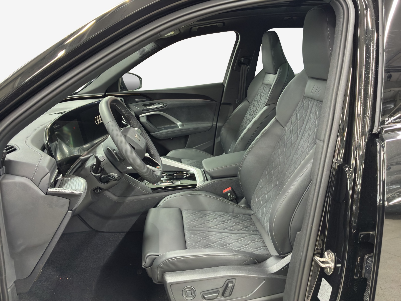 AUDI SQ5 TFSI quattro S-tronic-image-7