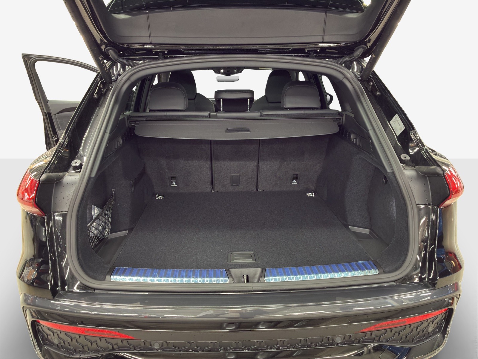 AUDI SQ5 TFSI quattro S-tronic-image-12