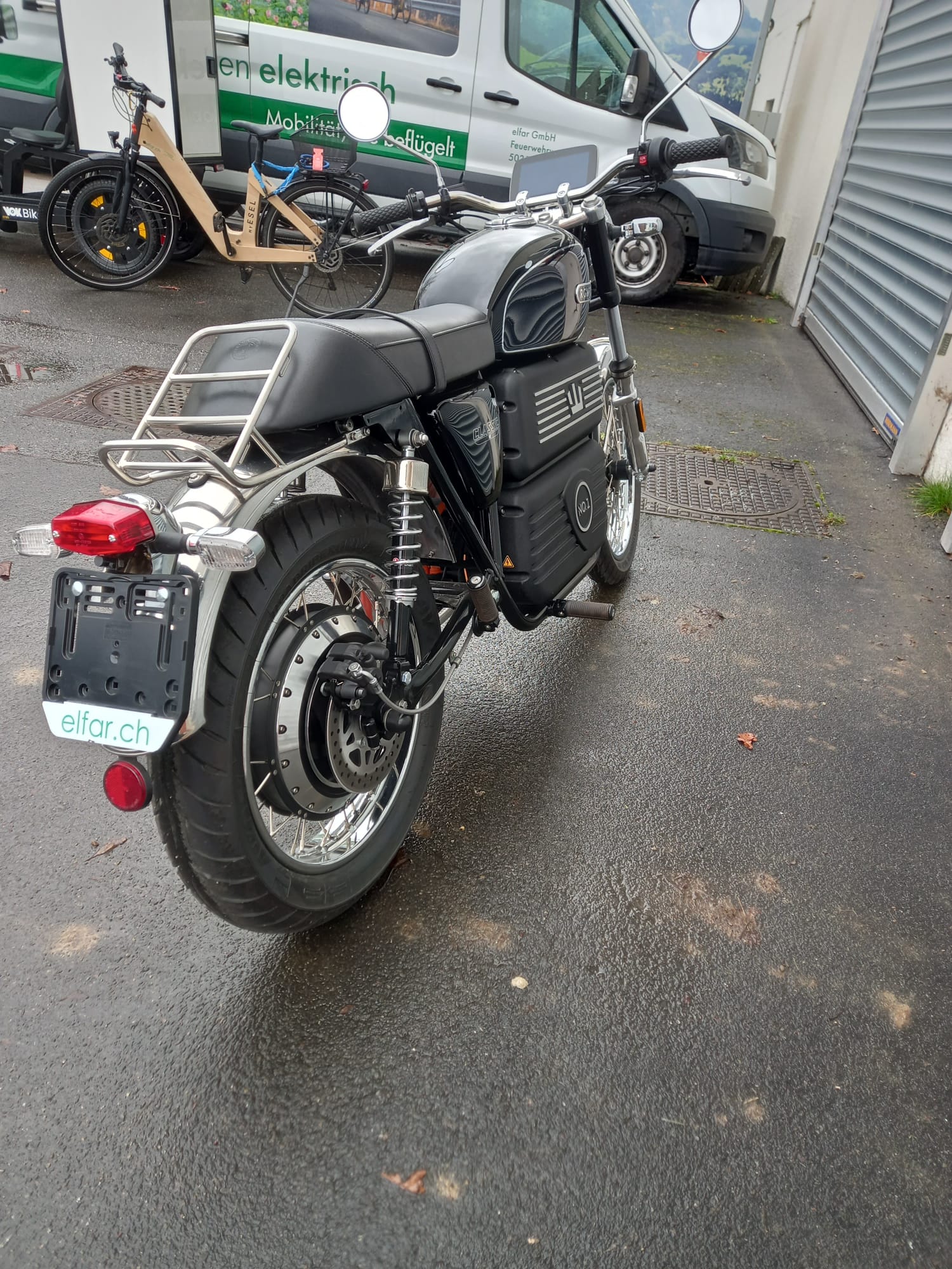 RGNT Classic SE 9.5 kWh Aktion-showroom-element-2