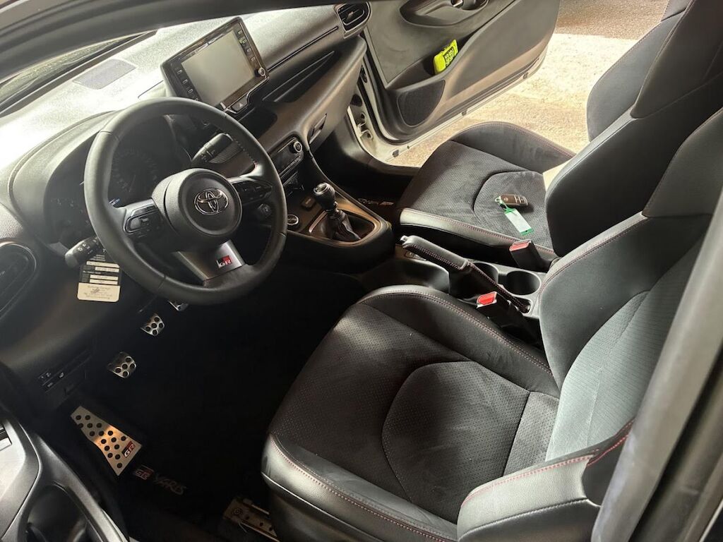 TOYOTA Yaris 1.6 GR Sport-image-7