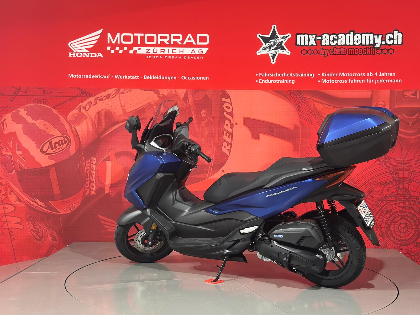 HONDA Nss 125 Forza Smart TopBox *DEMO-BIKE*-showroom-element-3