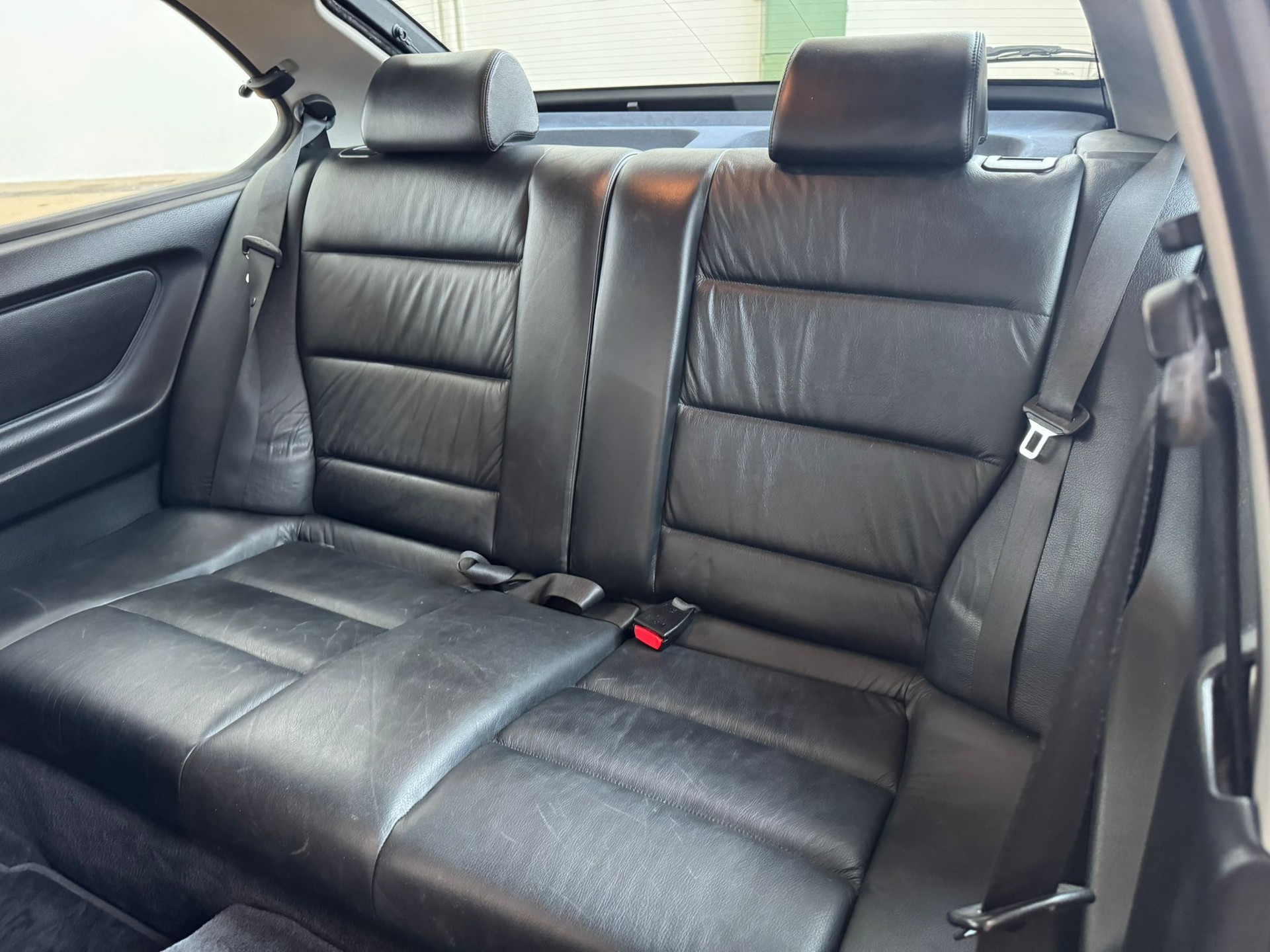 BMW 316i Compact Comfort-image-13