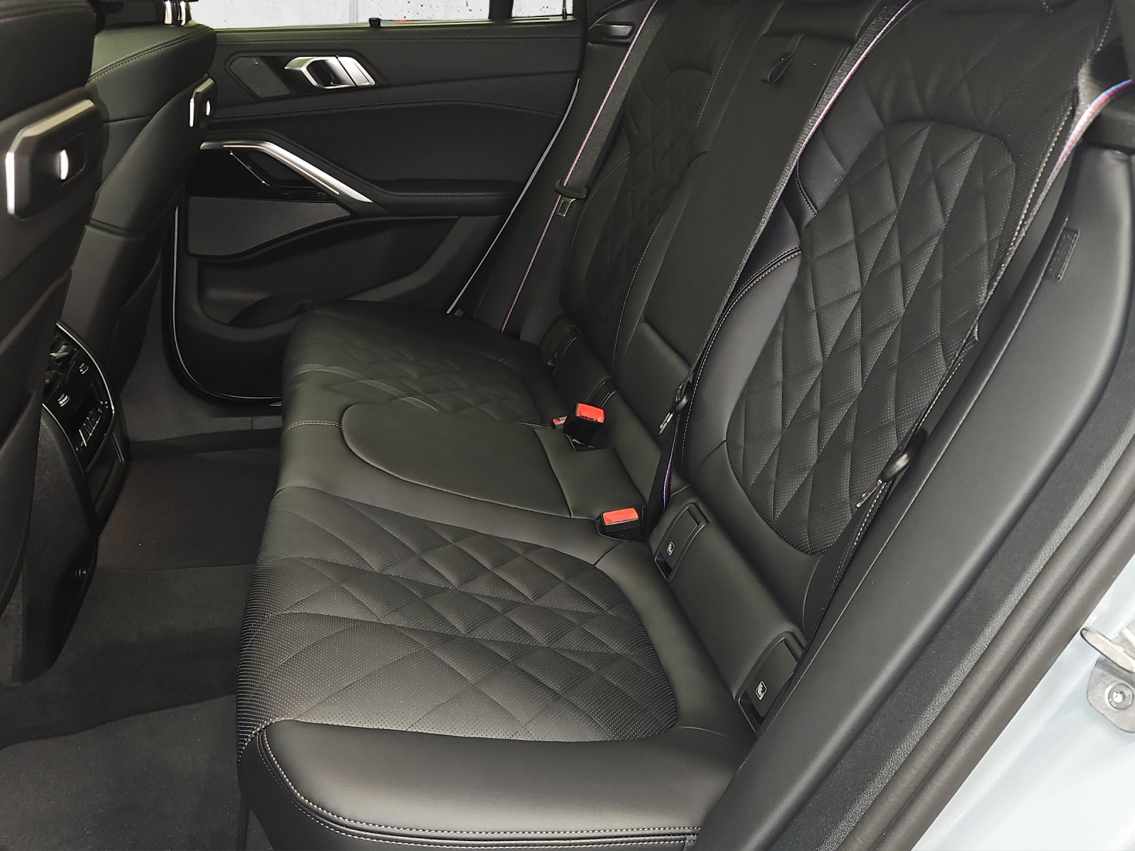 BMW X6 xDrive 30d M Sport Pro 48V-image-10
