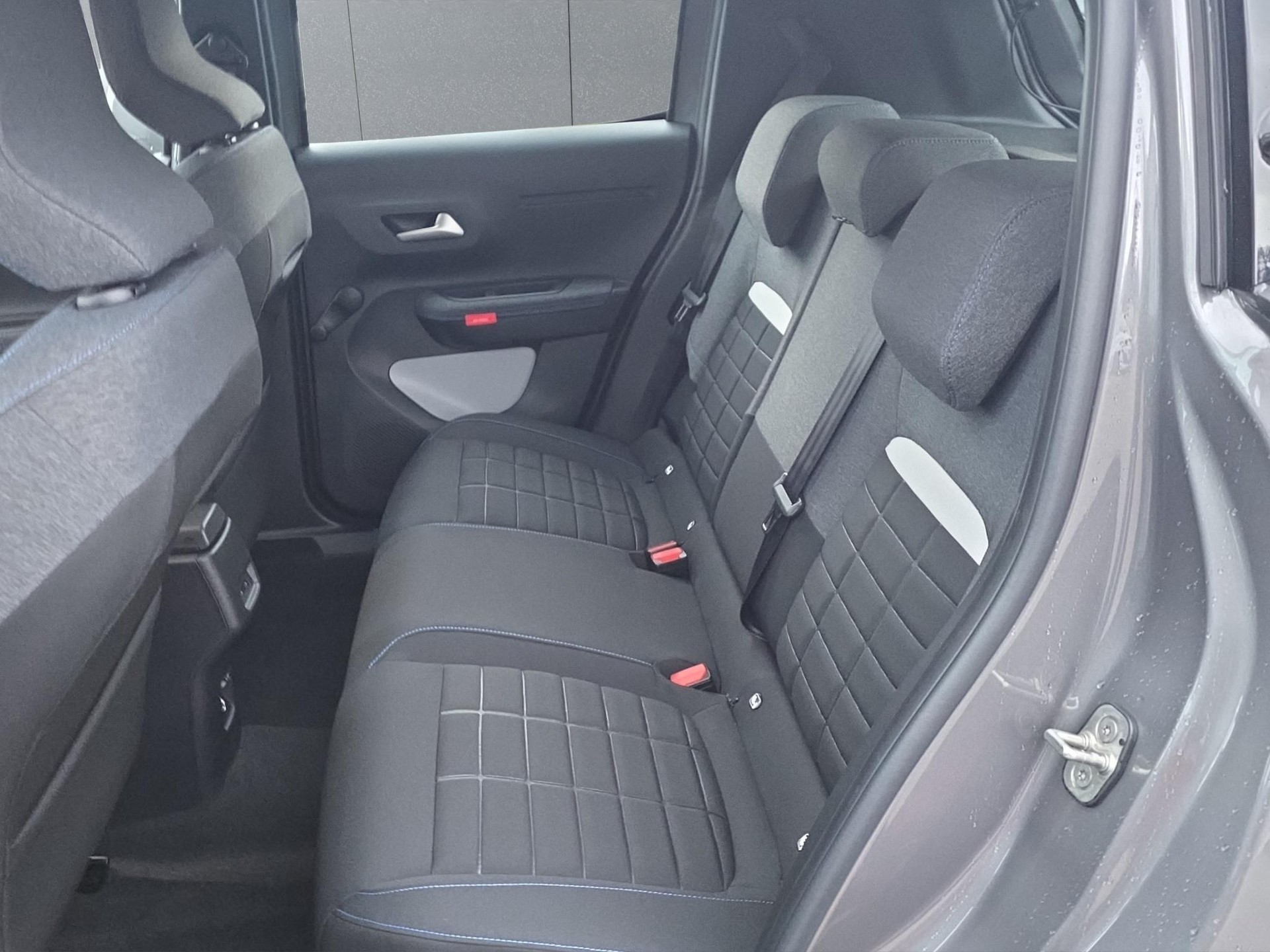 CITROEN C3 1.2 Hybrid Tonic-image-11