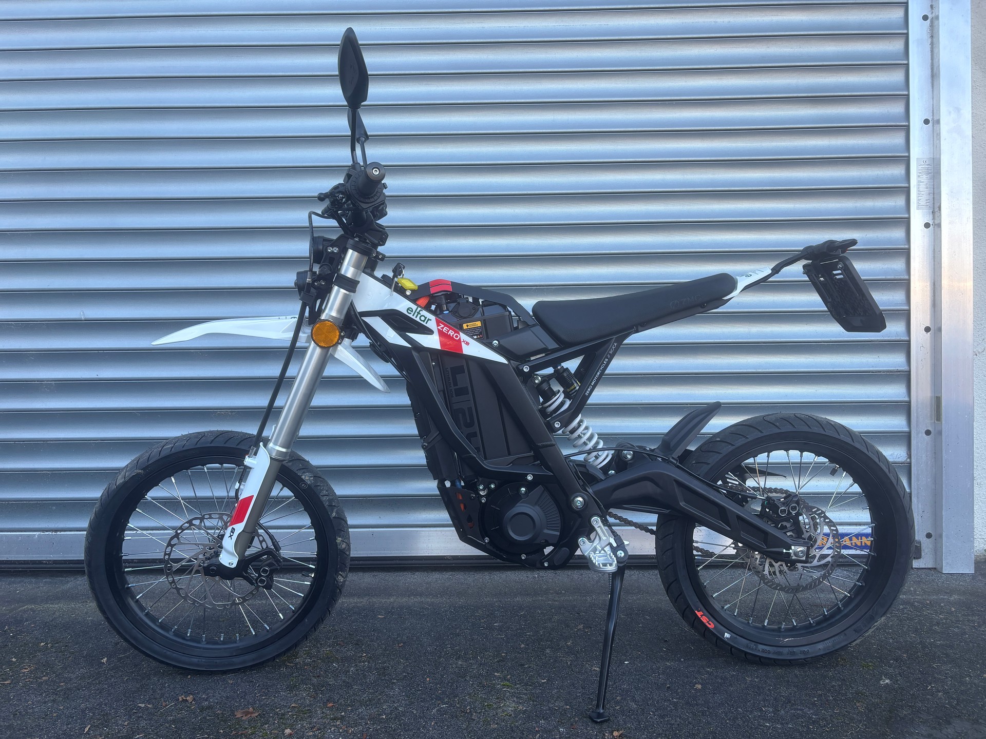 ZERO XB Sumo-showroom-element-2