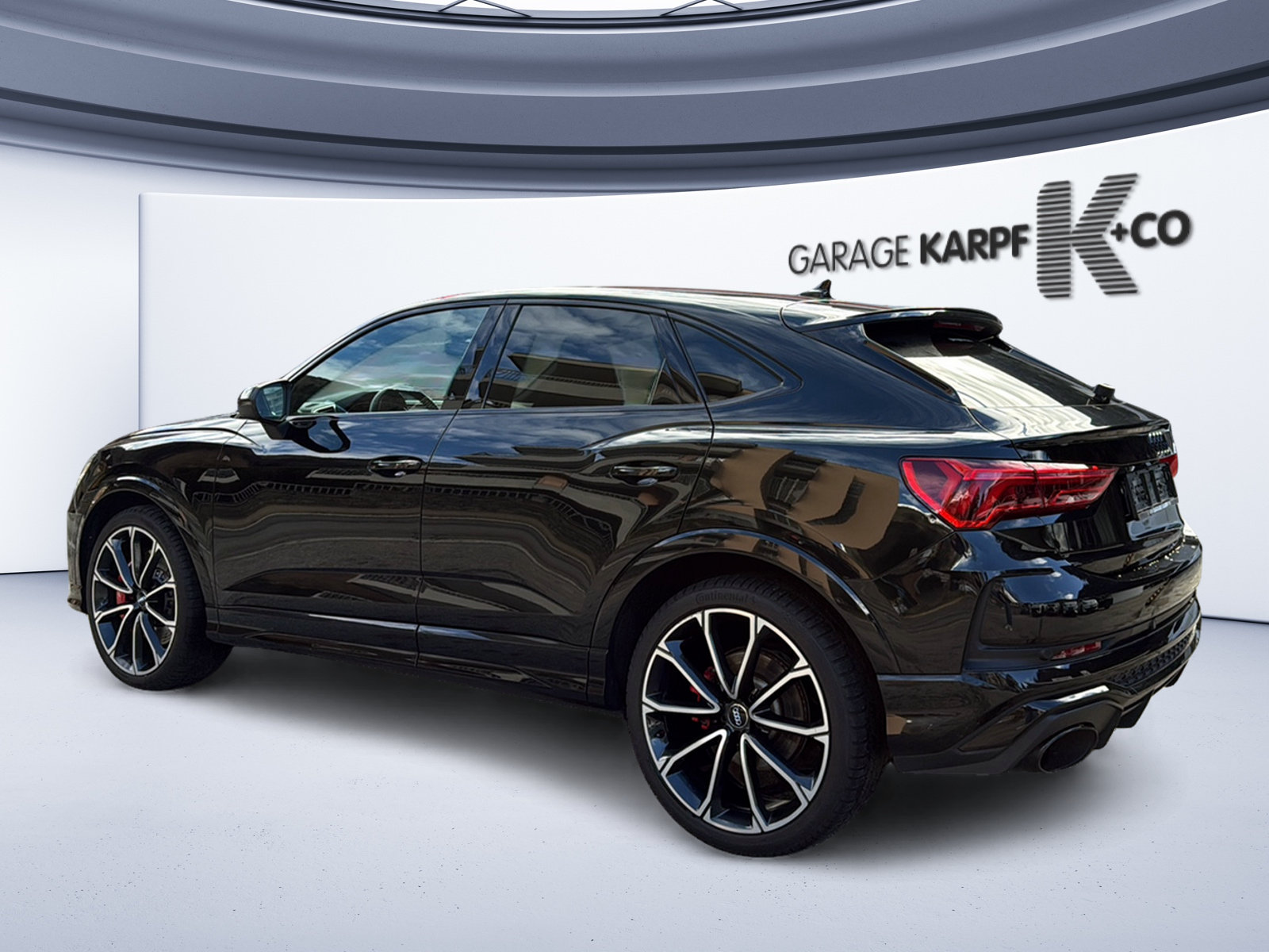 AUDI RS Q3 Sportback quattro S tronic-image-2