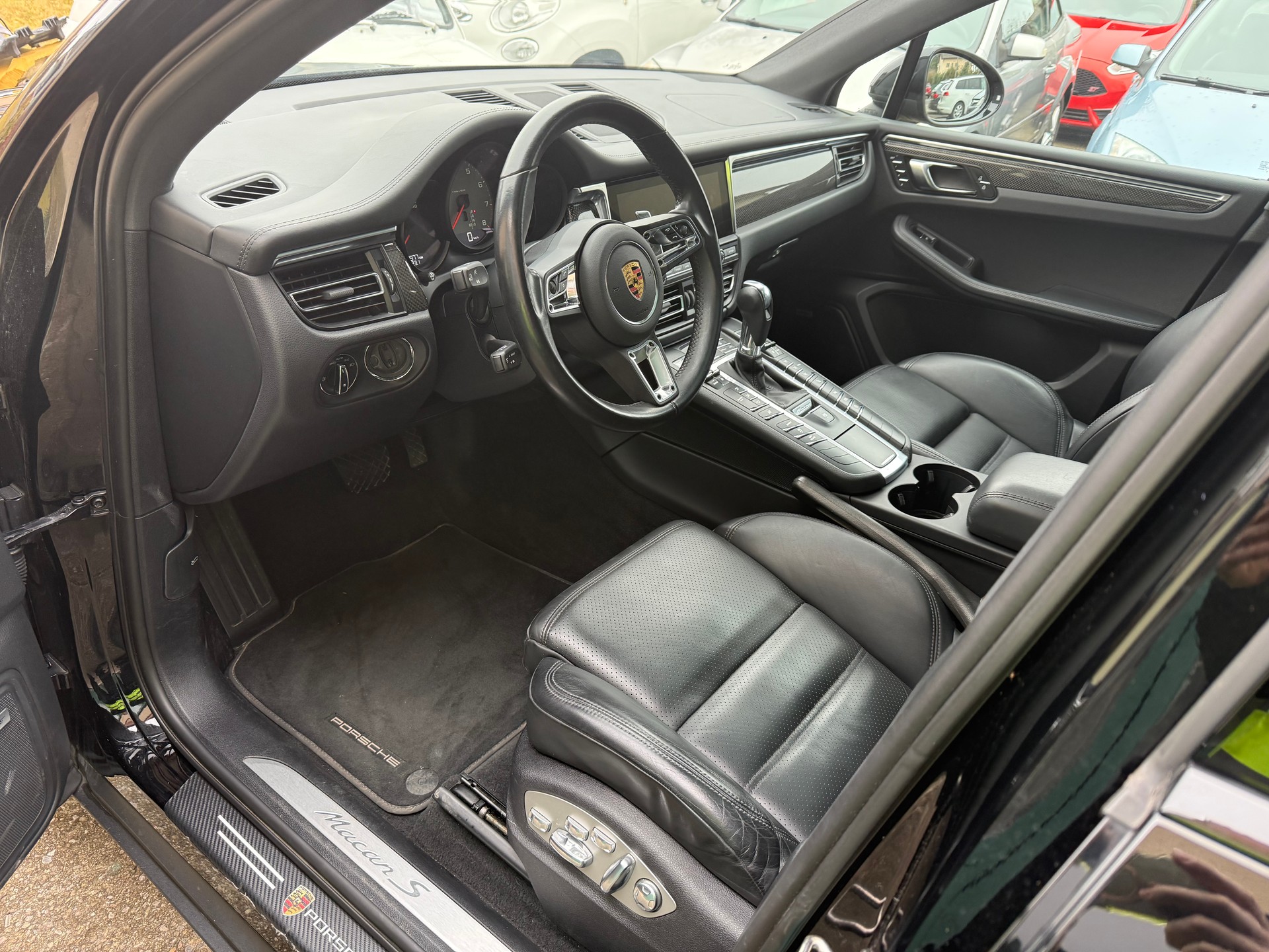 PORSCHE Macan S PDK-image-4