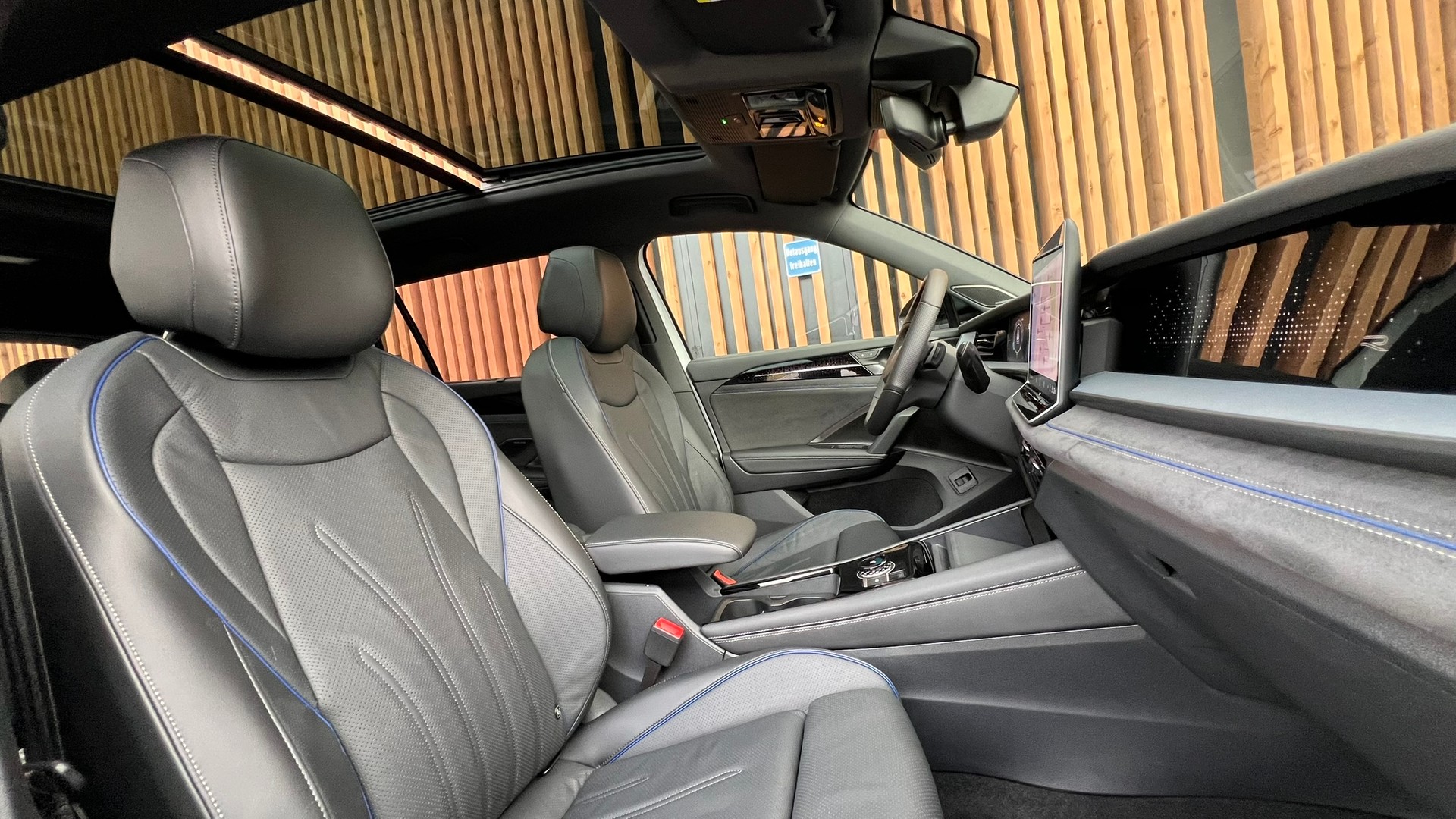 VW TAYRON 2.0 TSI R-LINE BLACK DSG 4MOTION l 204 PS-image-25