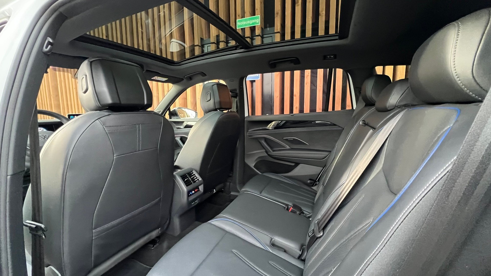 VW TAYRON 2.0 TSI R-LINE BLACK DSG 4MOTION l 204 PS-image-27