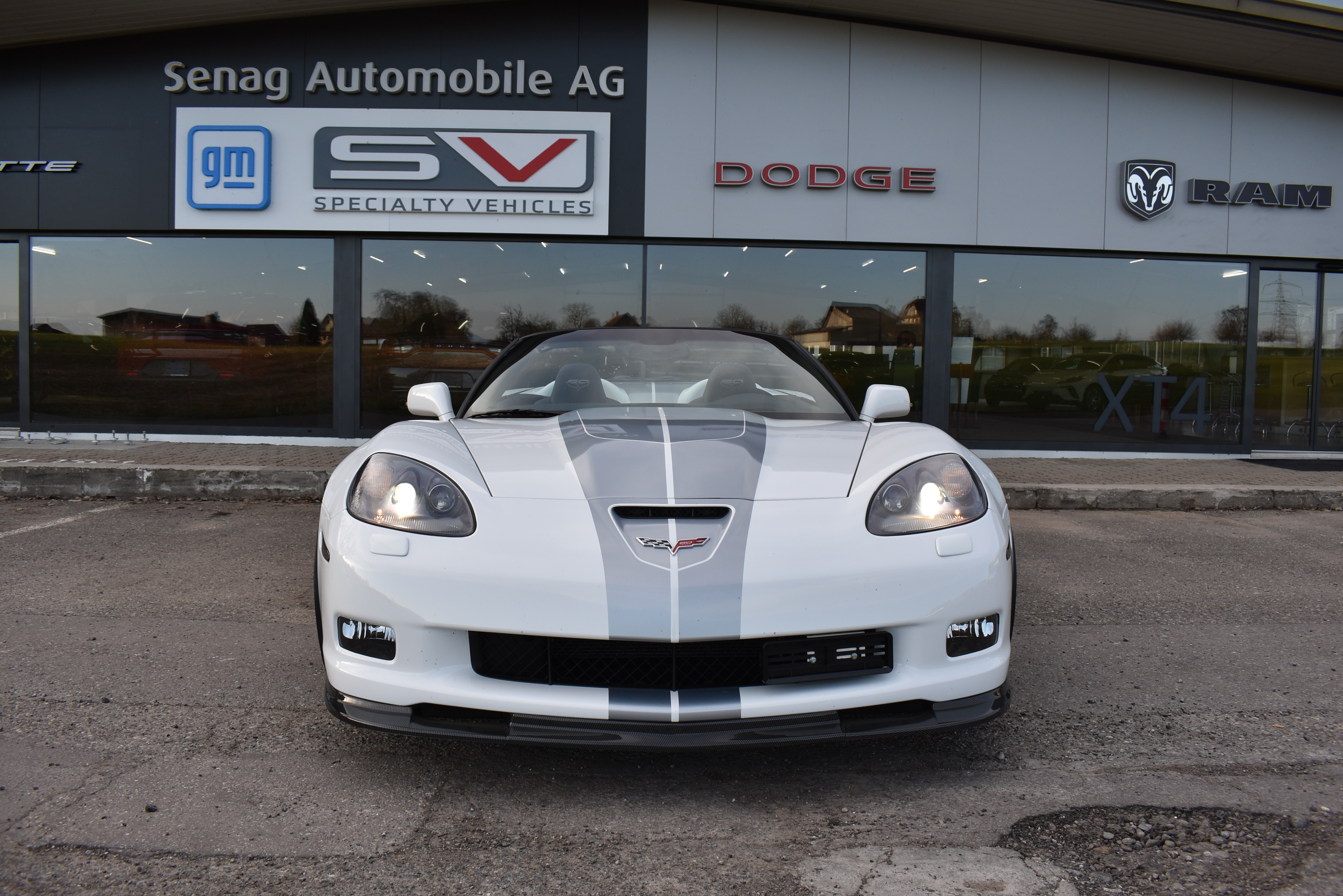 Car photo