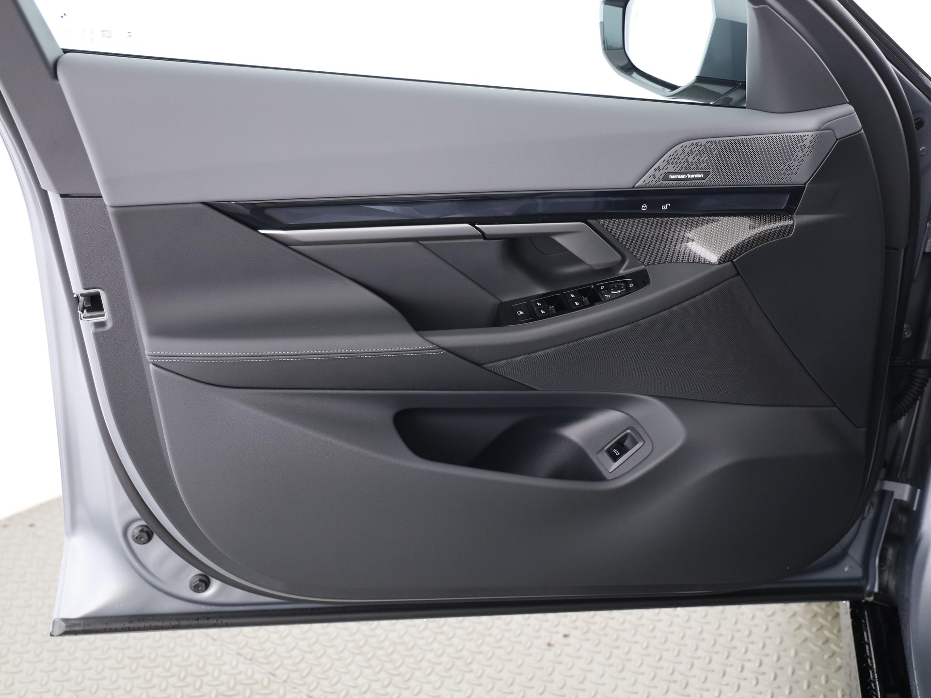 BMW 540d xDrive Touring-image-9