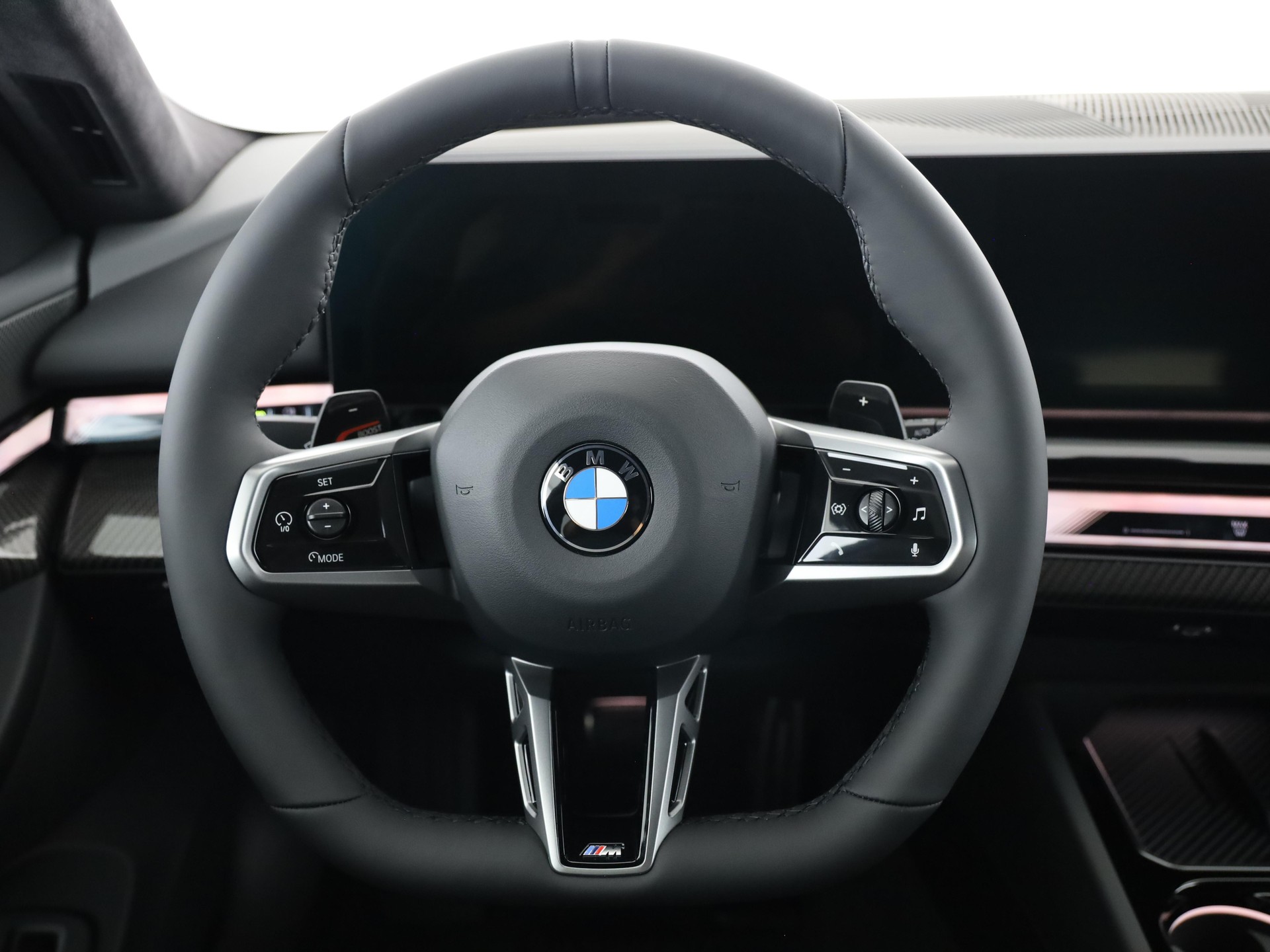 BMW 540d xDrive Touring-image-18
