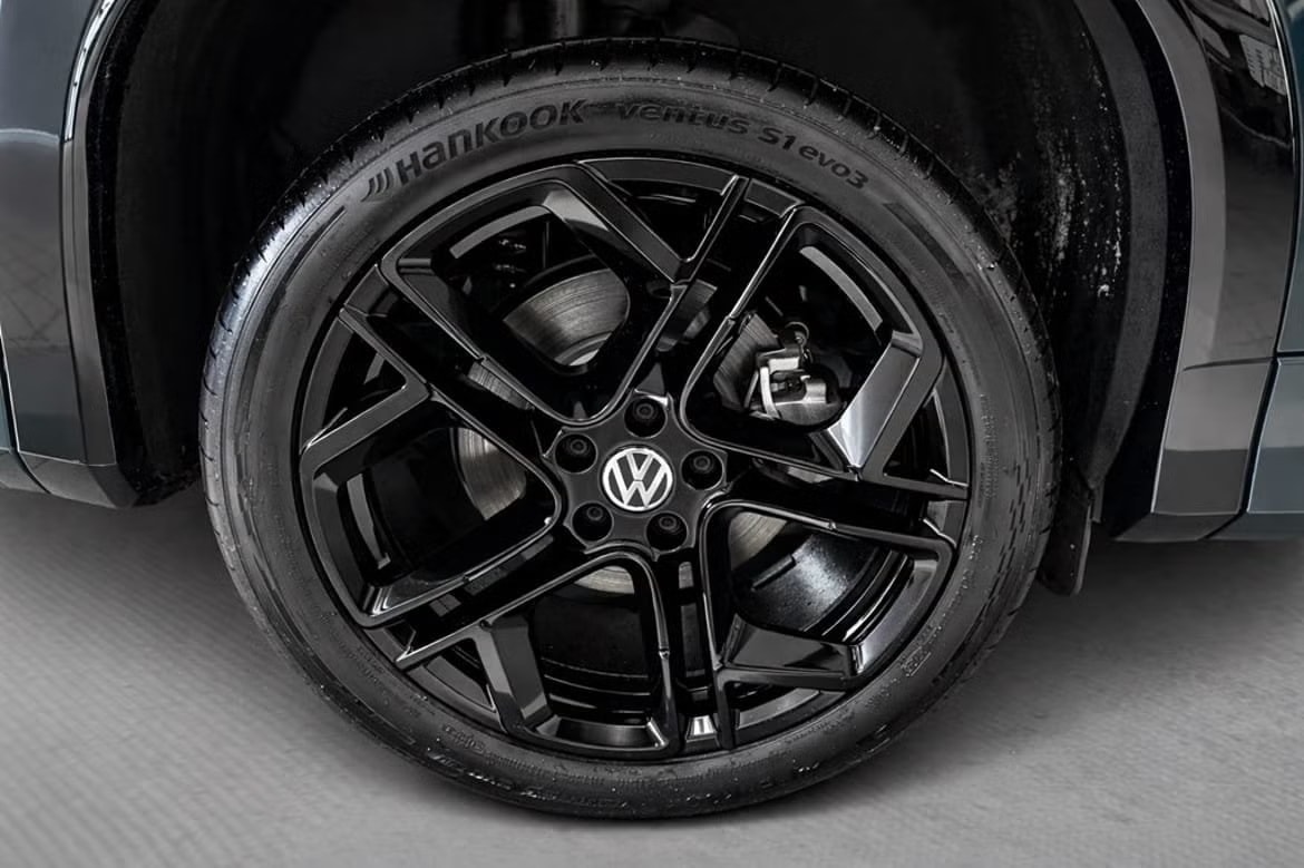 VW Tayron 2.0 TDI SCR R-Line 4Motion DSG 7 Sitzer-image-1