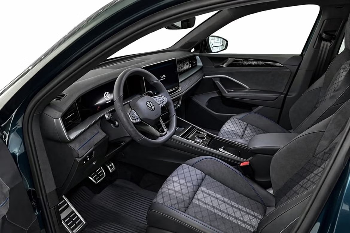VW Tayron 2.0 TDI SCR R-Line 4Motion DSG 7 Sitzer-image-5