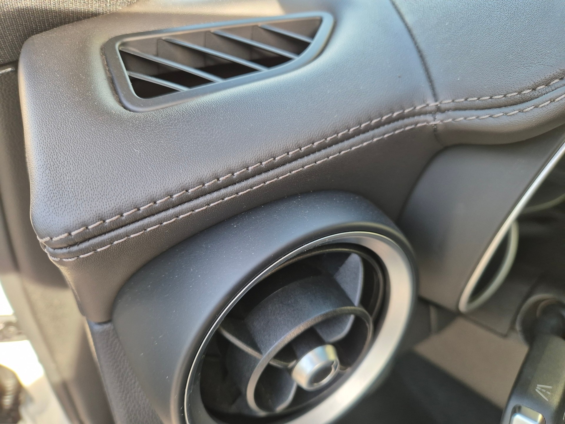 ALFA ROMEO Stelvio 2.0 Sport Q4 Automatic-image-9