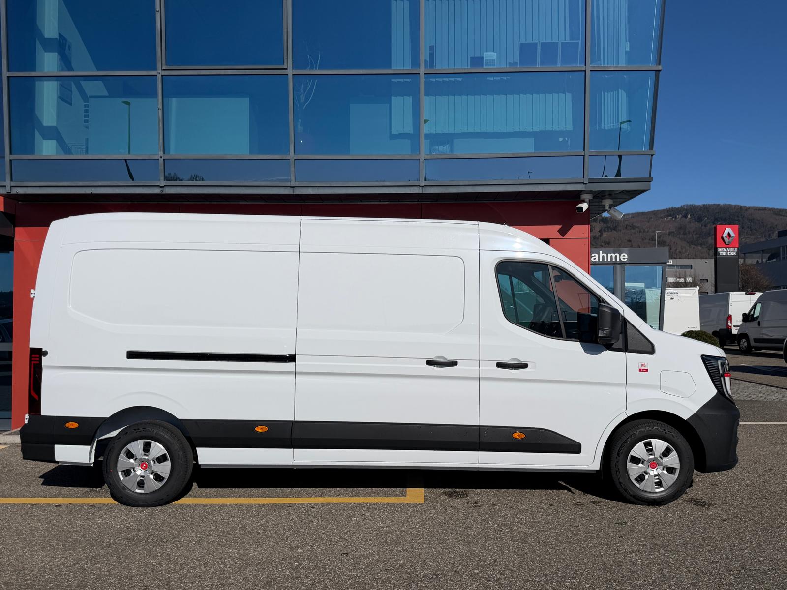 RENAULT Master E-Tech 87kWh L3-image-2
