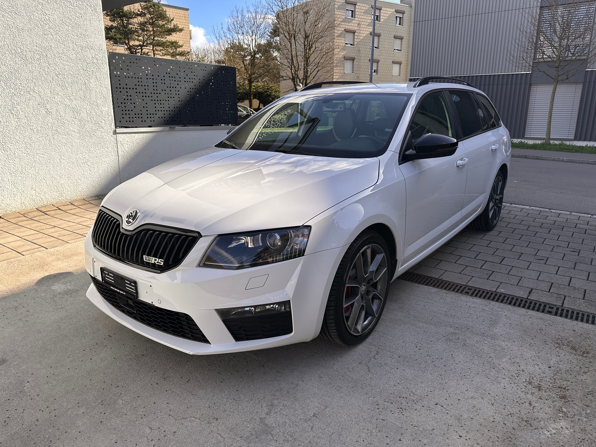 SKODA Octavia Combi 2.0 TSI RS DSG
