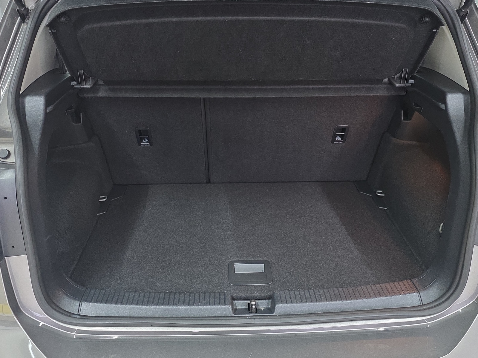 VW T-Cross 1.0 TSI Life DSG-image-12