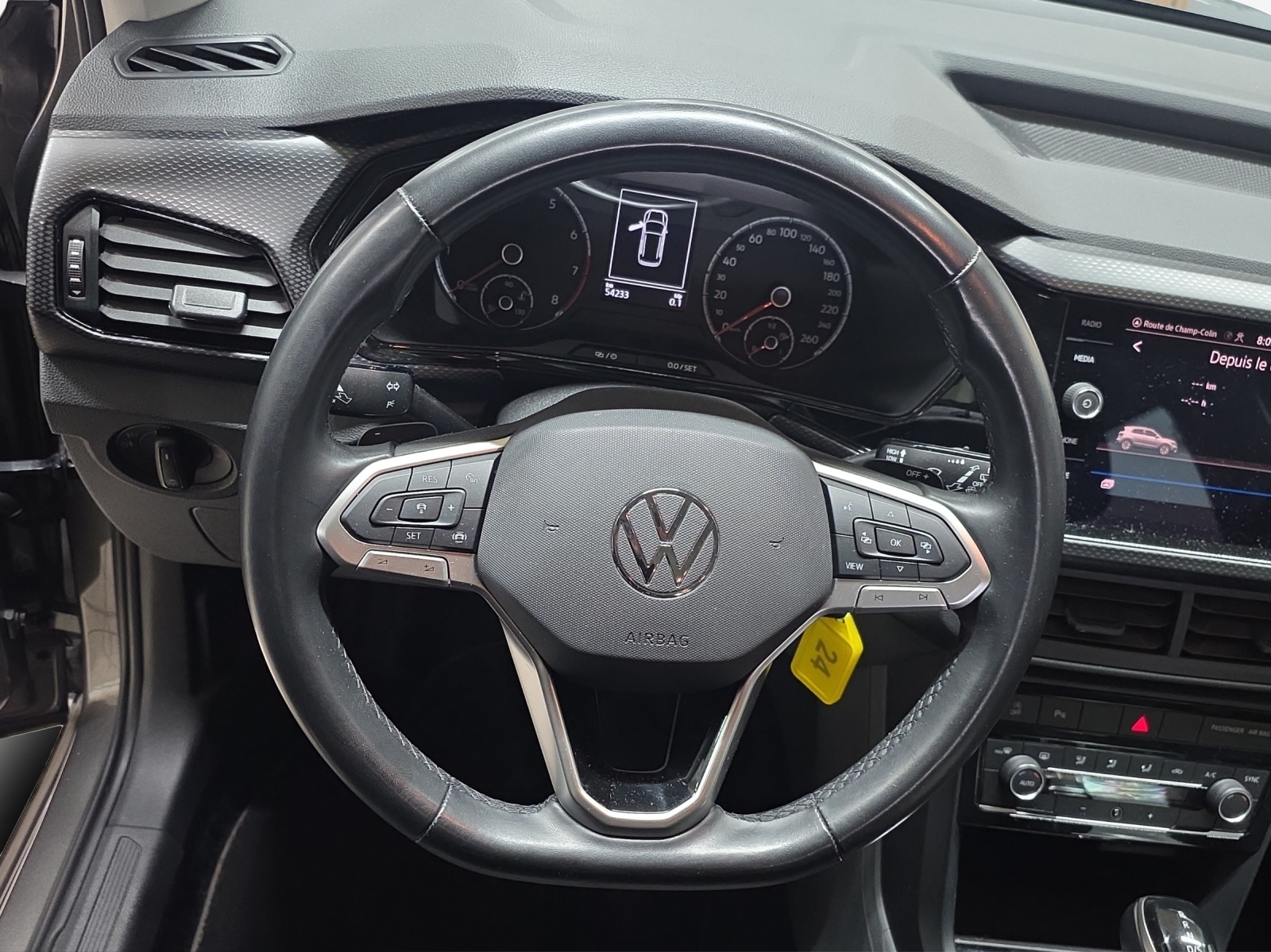VW T-Cross 1.0 TSI Life DSG-image-9