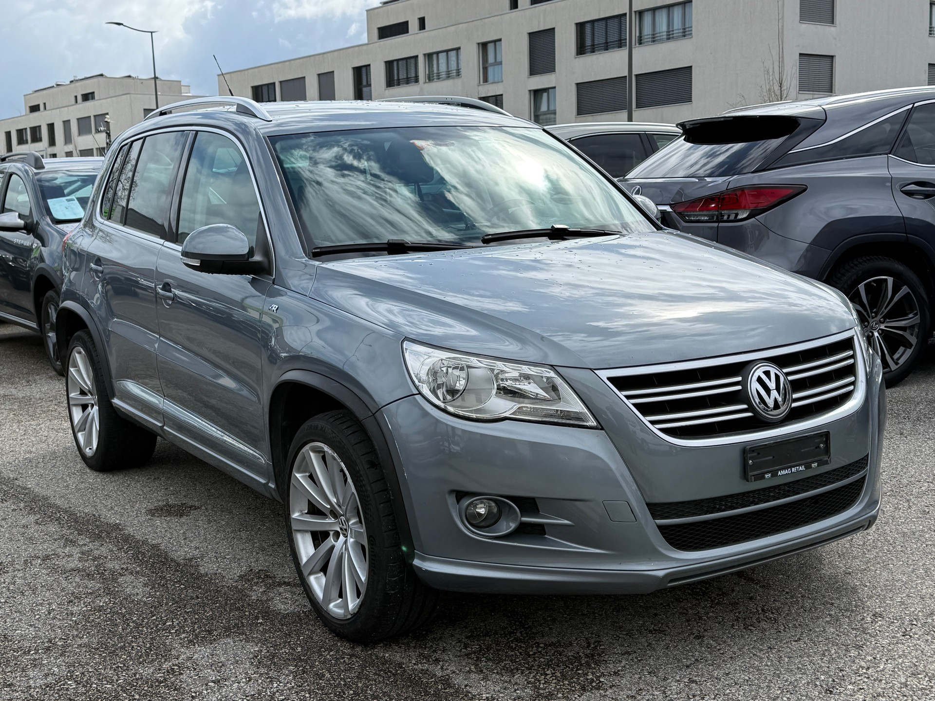 VW Tiguan 2.0 TDI Sport&Style-image-2
