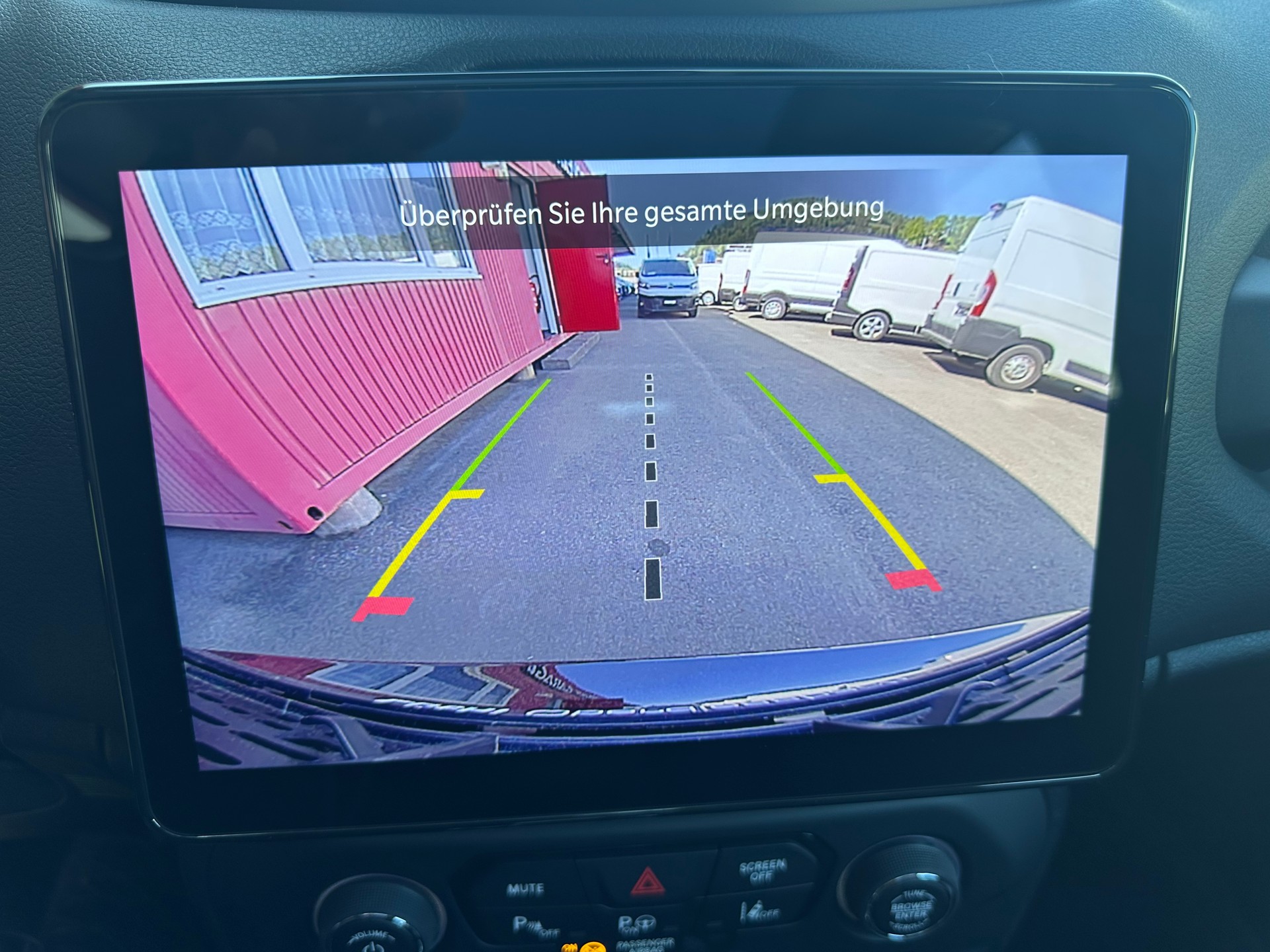 JEEP Renegade 1.5 MHEV Summit Sky-image-11