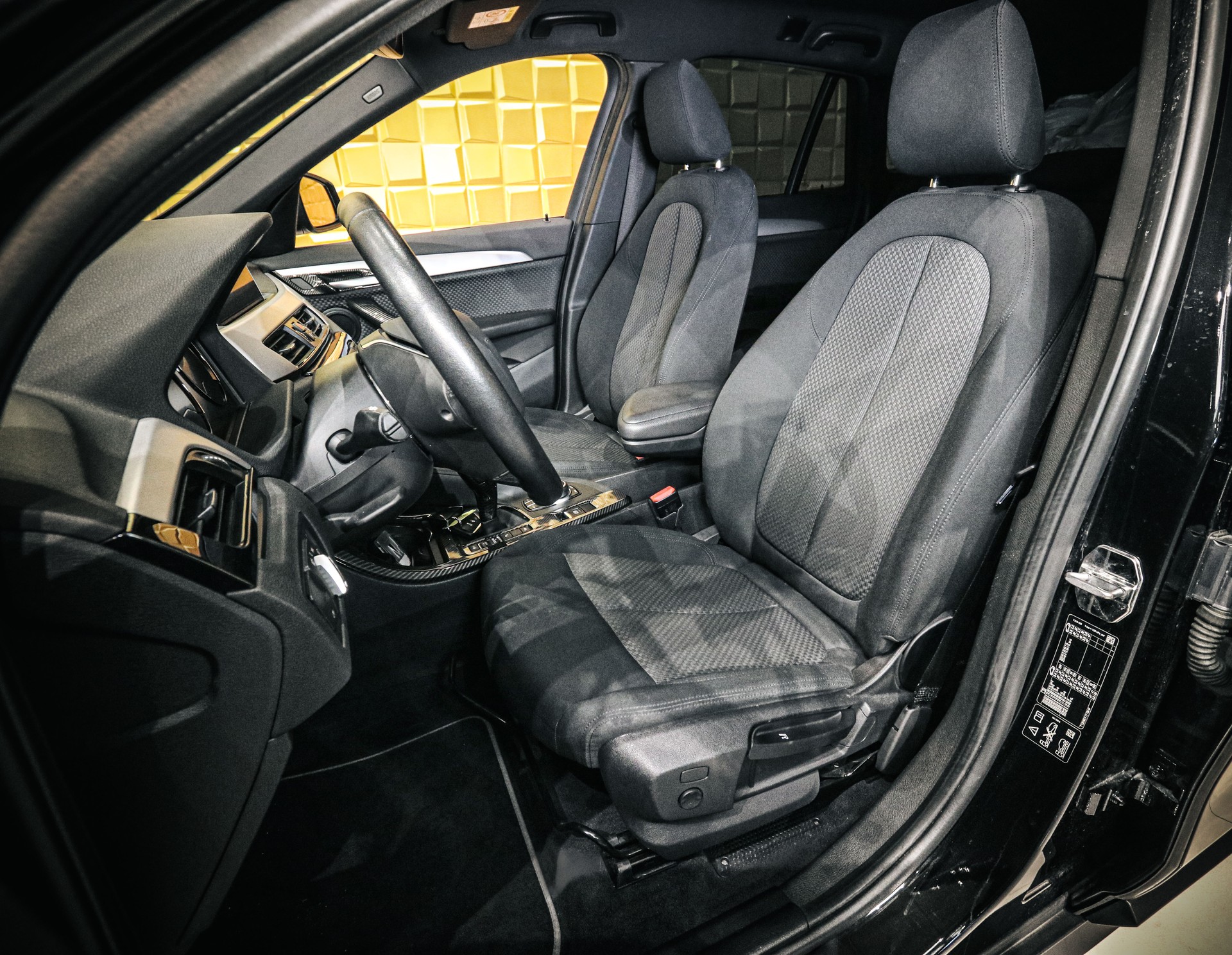 BMW X1 20d xDrive Steptronic-image-9