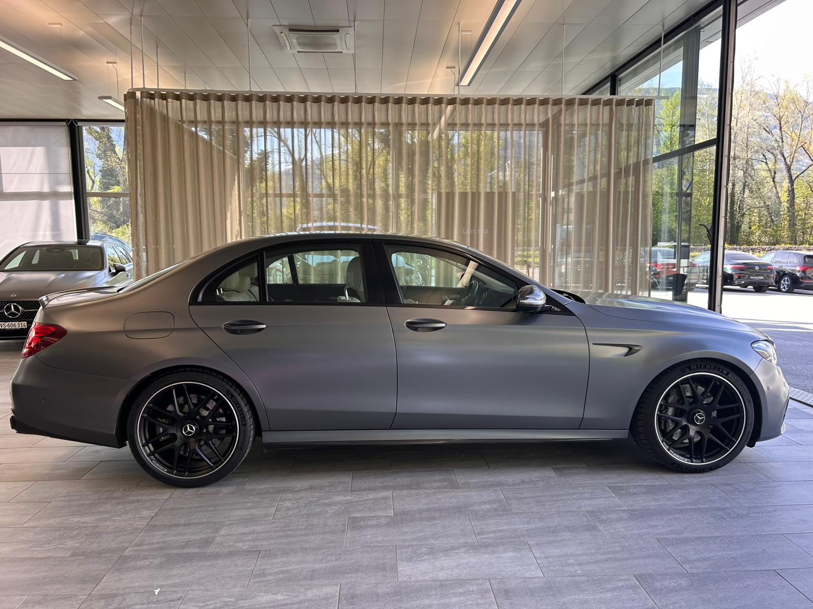 MERCEDES-BENZ E 63 AMG 4Matic-image-5