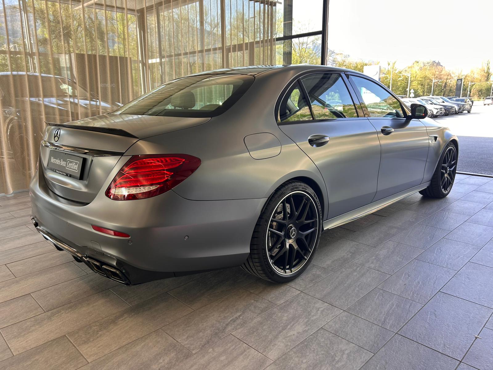 MERCEDES-BENZ E 63 AMG 4Matic-image-4