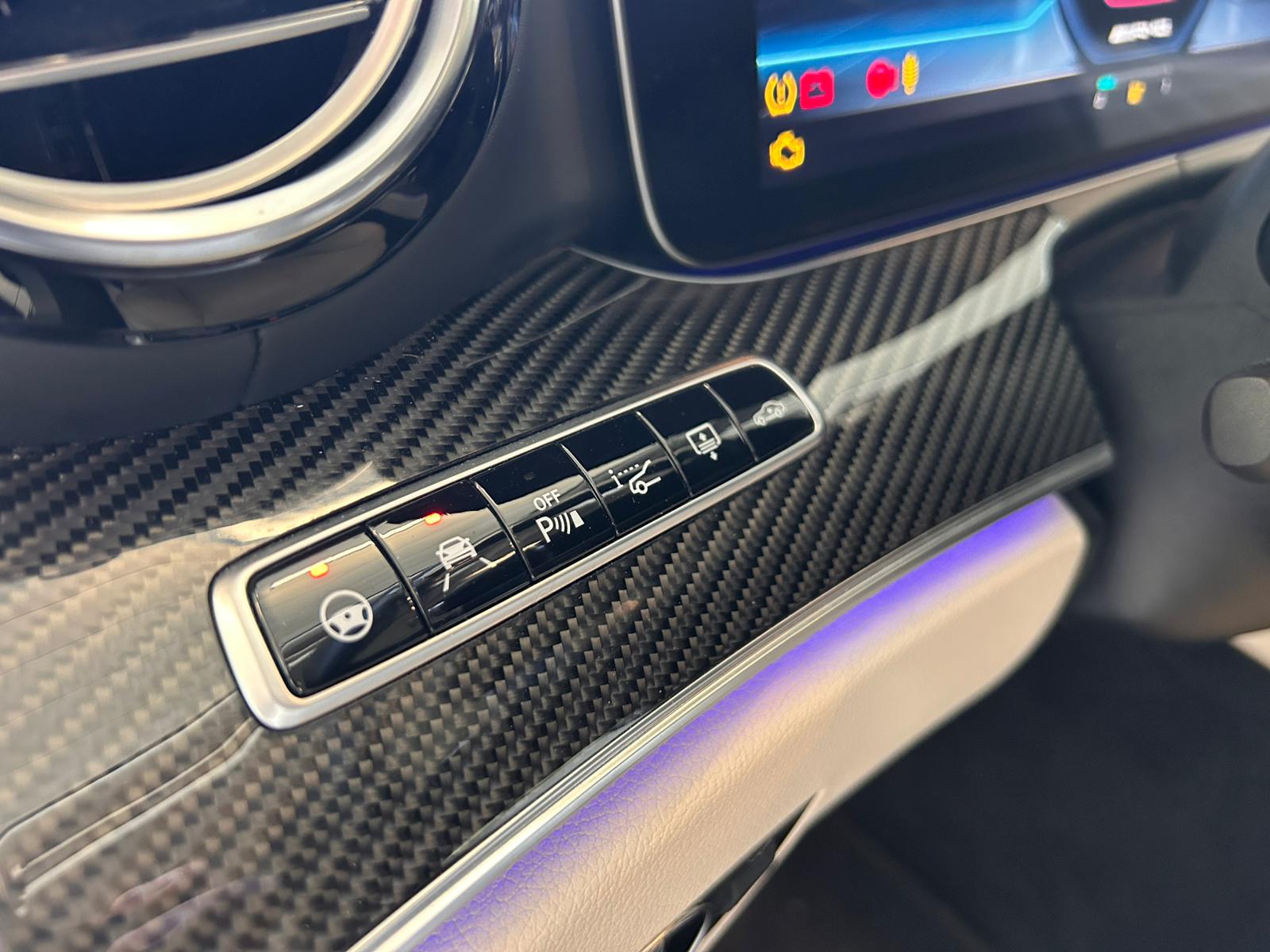 MERCEDES-BENZ E 63 AMG 4Matic-image-24