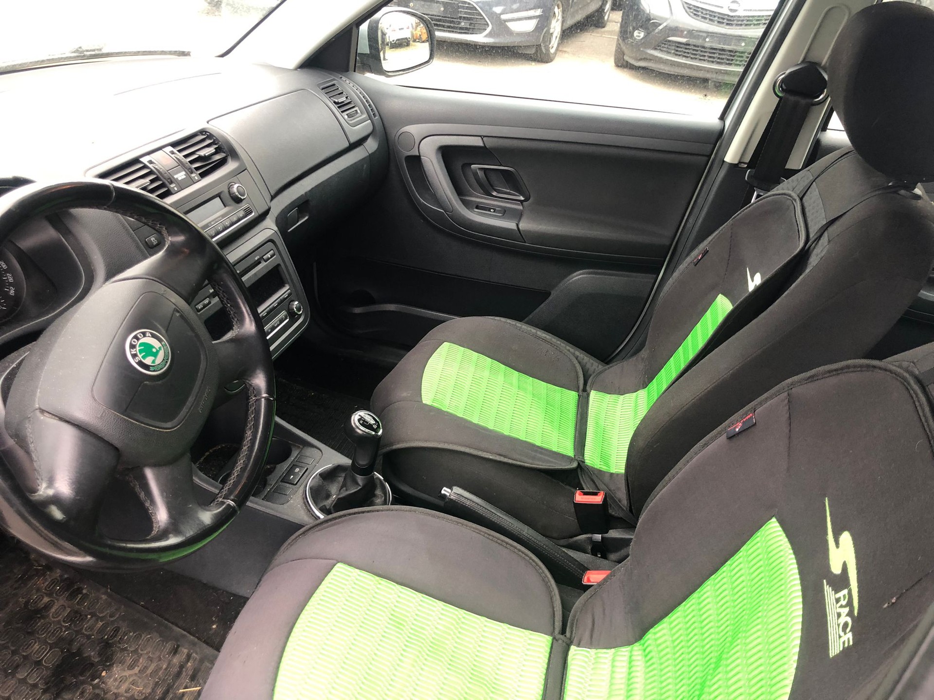 SKODA Fabia 1.2 TDI Greenline-image-5