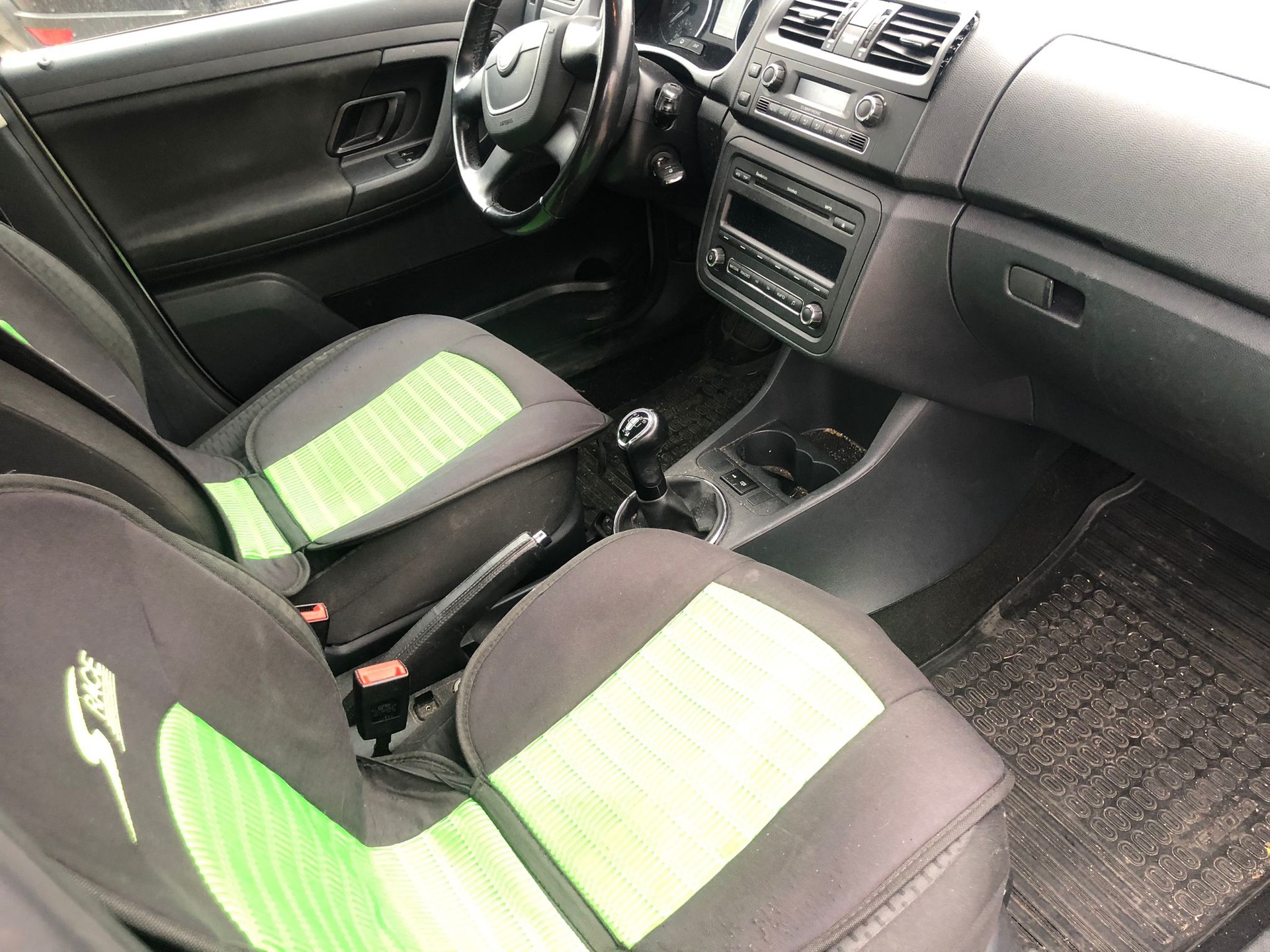 SKODA Fabia 1.2 TDI Greenline-image-11