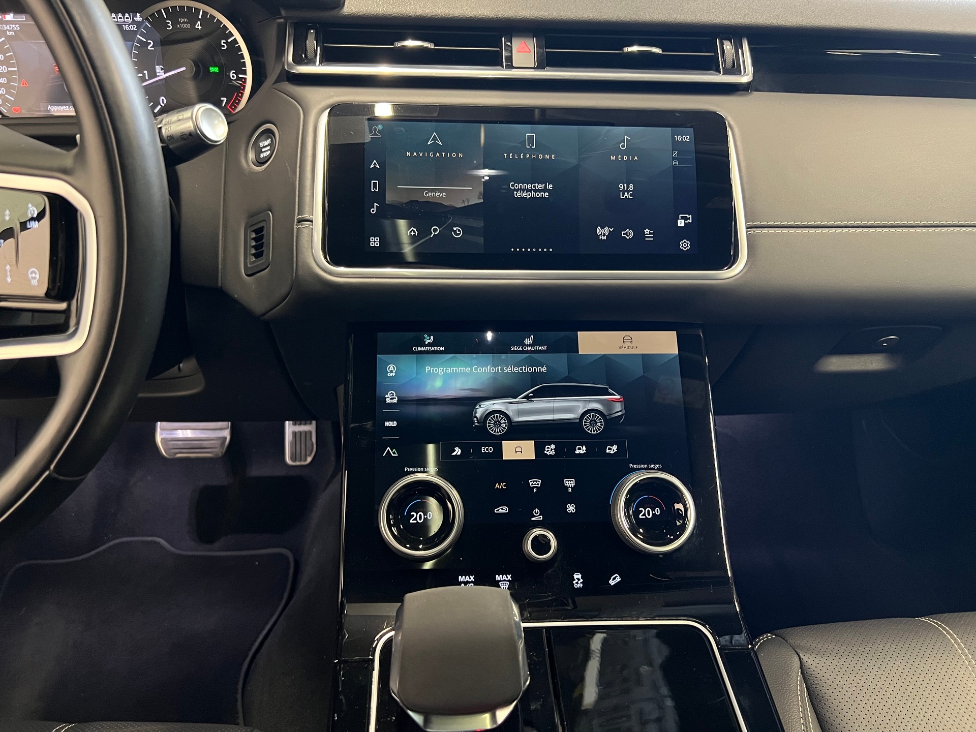 LAND ROVER Range Rover Velar 2.0 T R-Dynamic SE-image-4