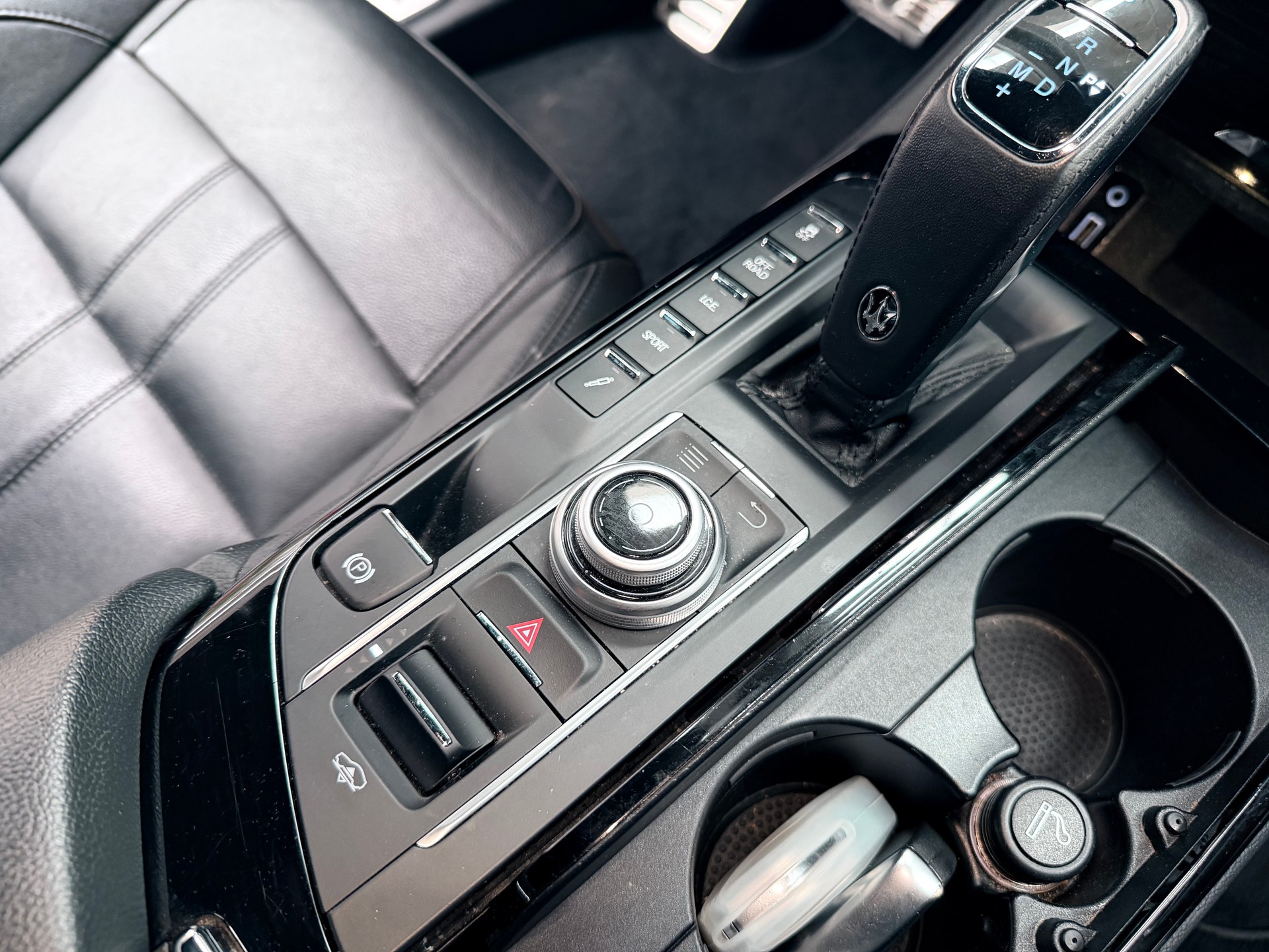 MASERATI Levante D 3.0 V6 Automatica-image-9
