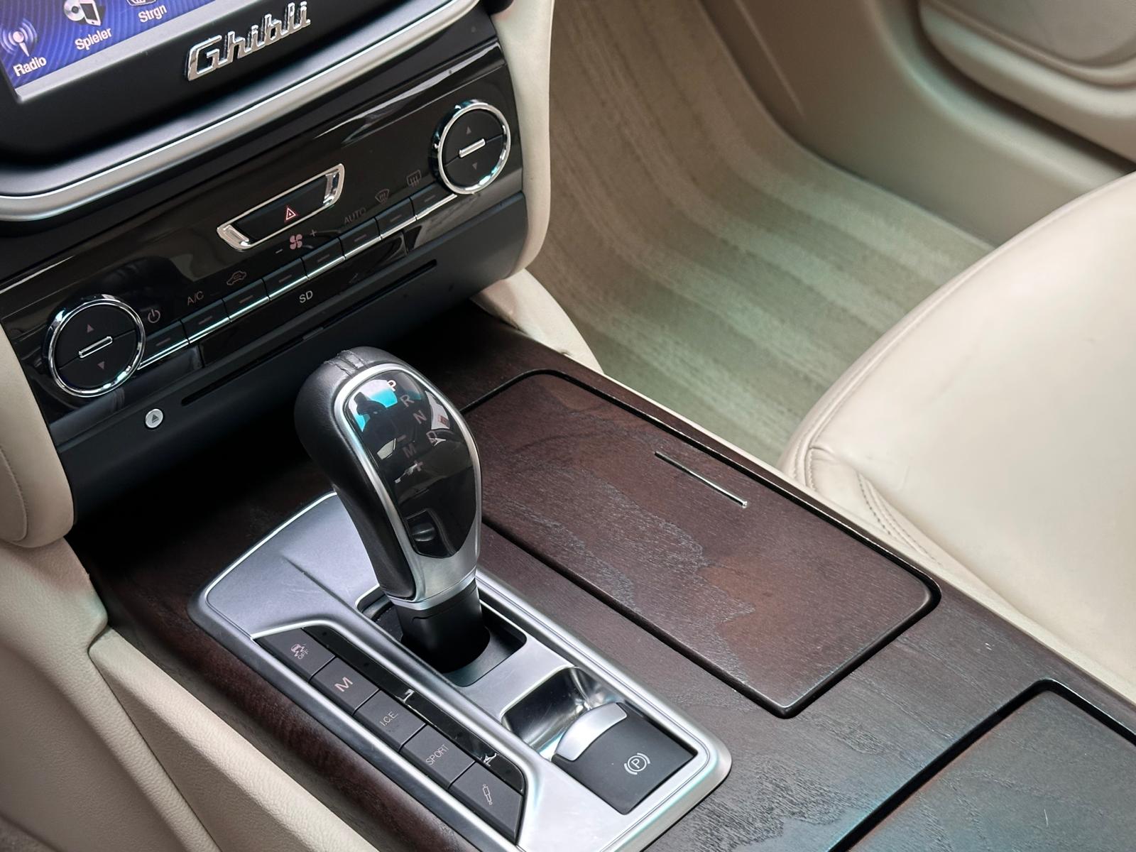 MASERATI Ghibli S Q4 3.0 V6 Automatica-image-16
