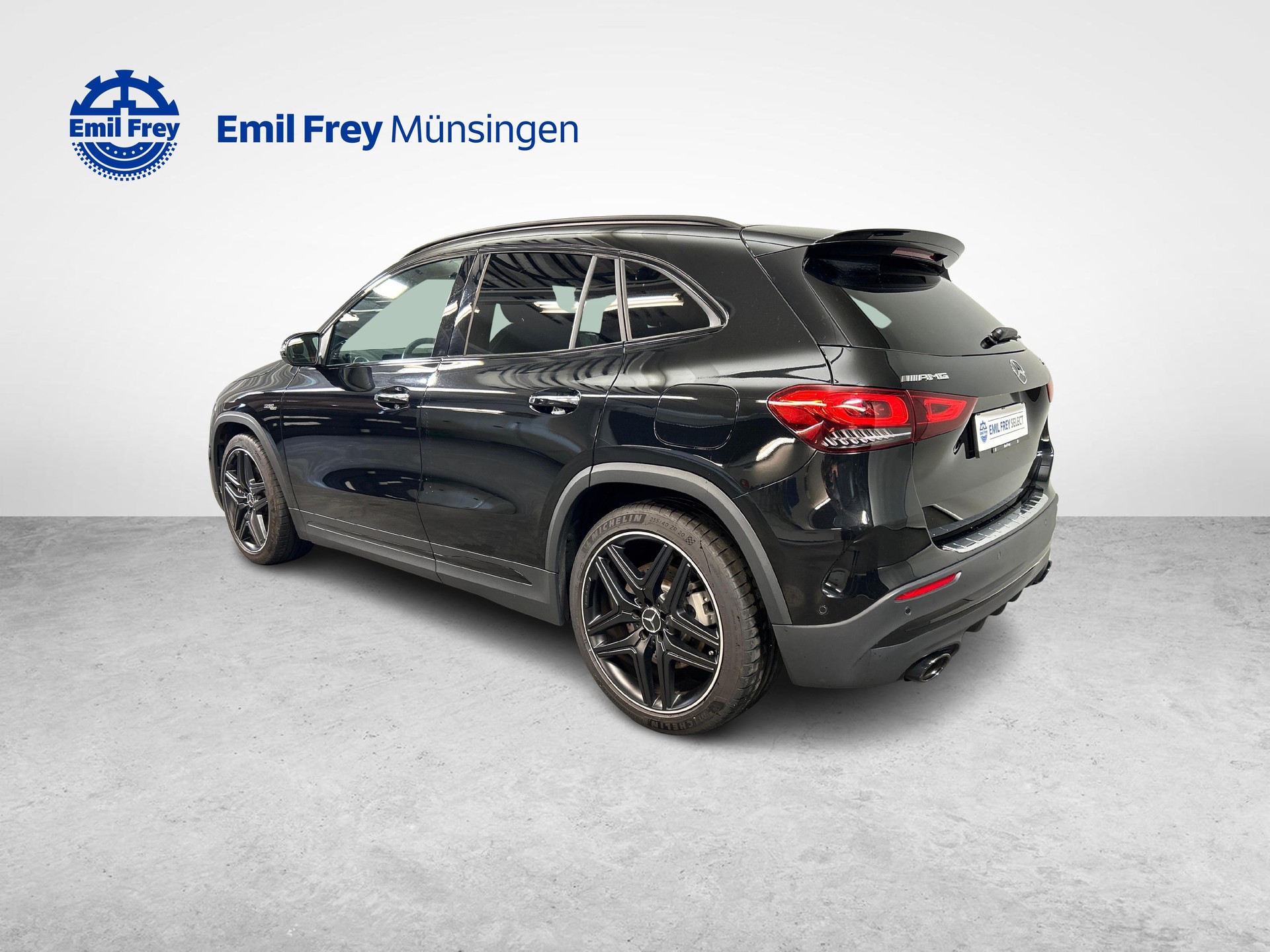 MERCEDES-BENZ GLA 35 AMG 4matic-image-10