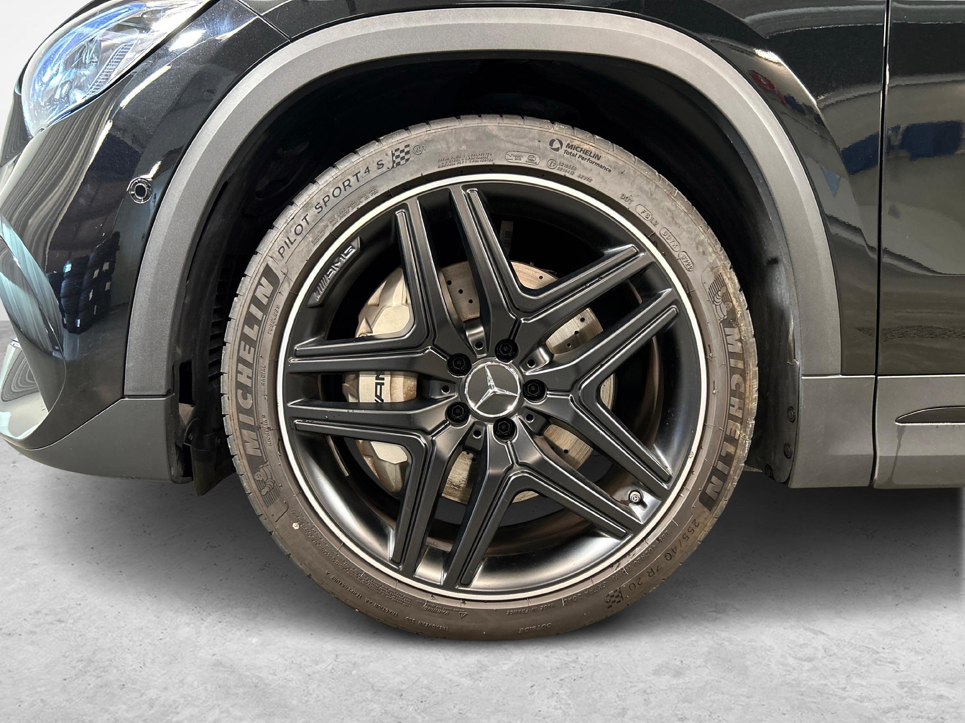 MERCEDES-BENZ GLA 35 AMG 4matic-image-13