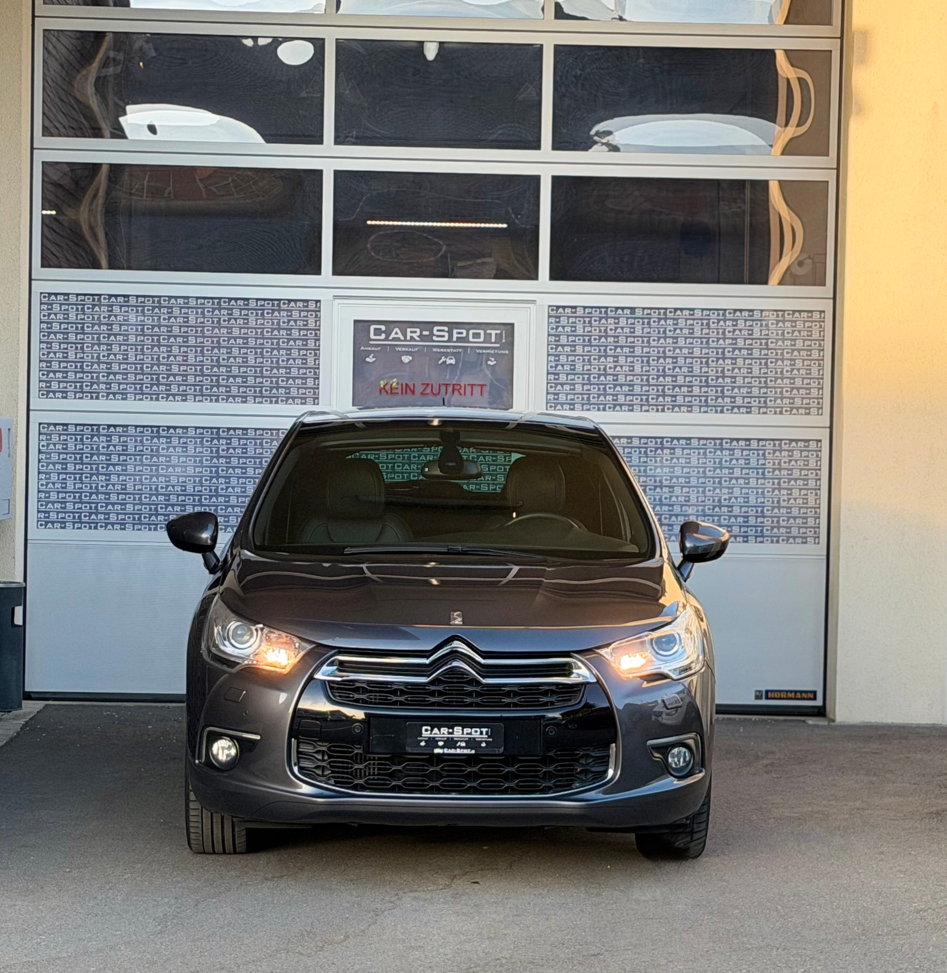 DS AUTOMOBILES DS4 1.6 THP Sport Chic Automatic-showroom-element-1
