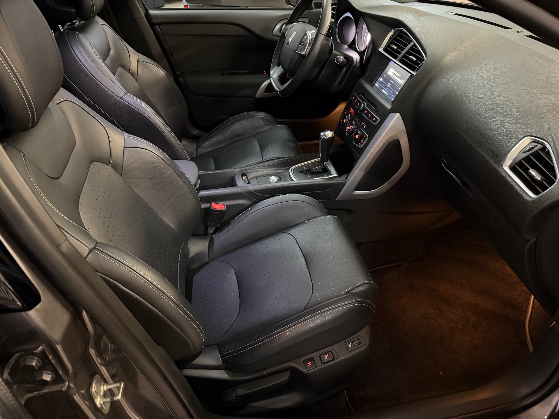 DS AUTOMOBILES DS4 1.6 THP Sport Chic Automatic-image-10