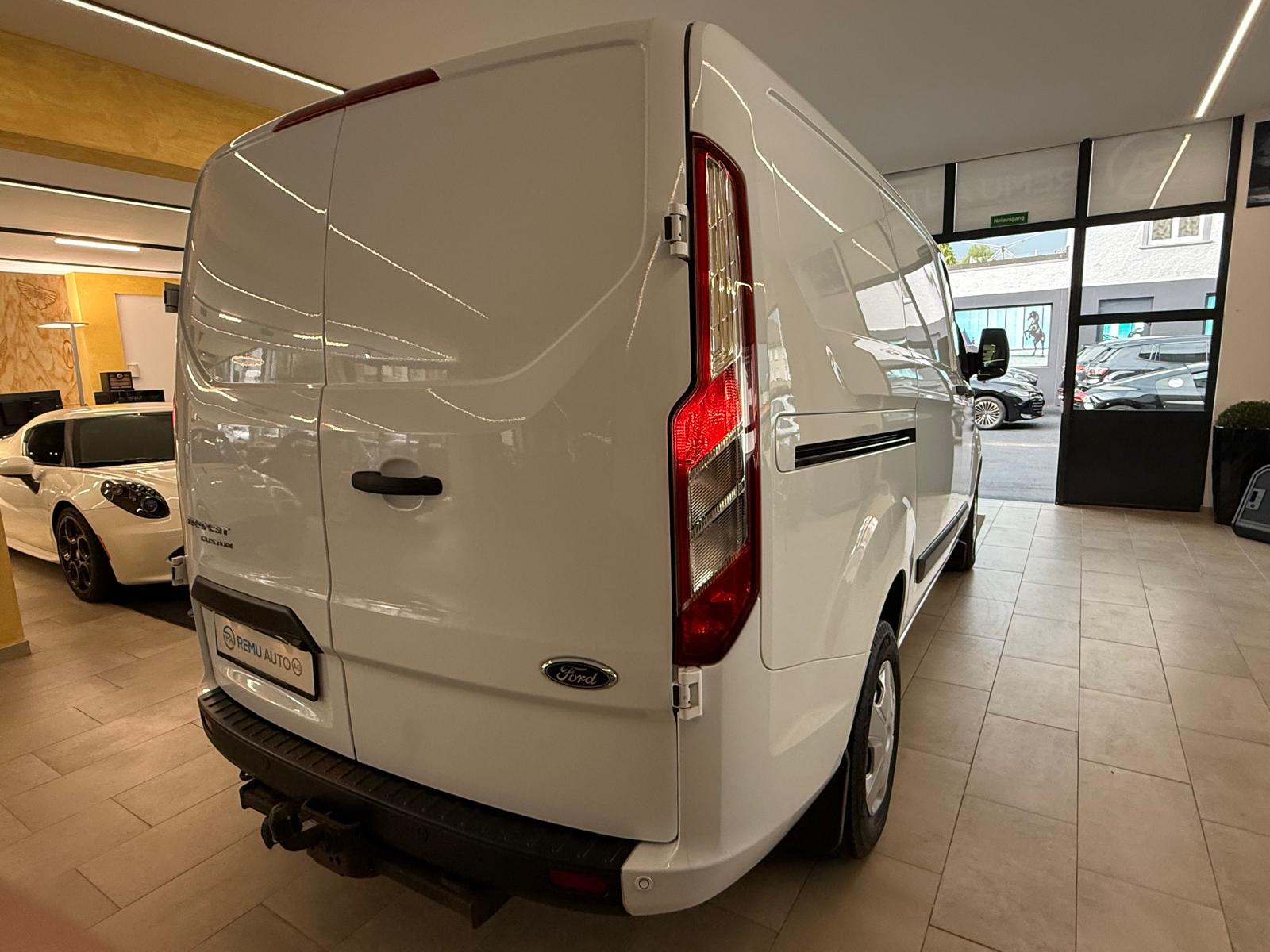 FORD Transit Custom Van 280 L1H1 Trend-image-2