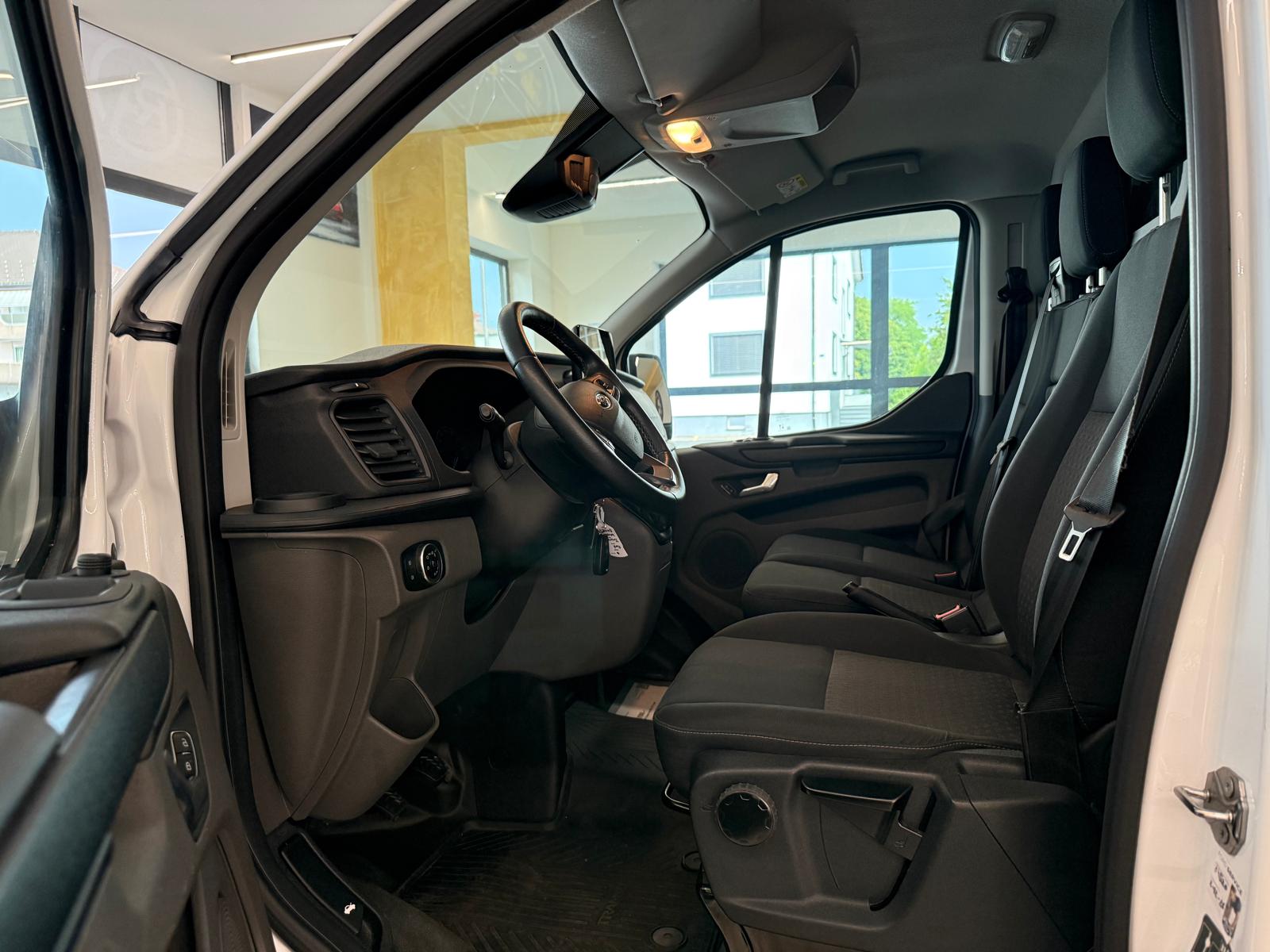 FORD Transit Custom Van 280 L1H1 Trend-image-11